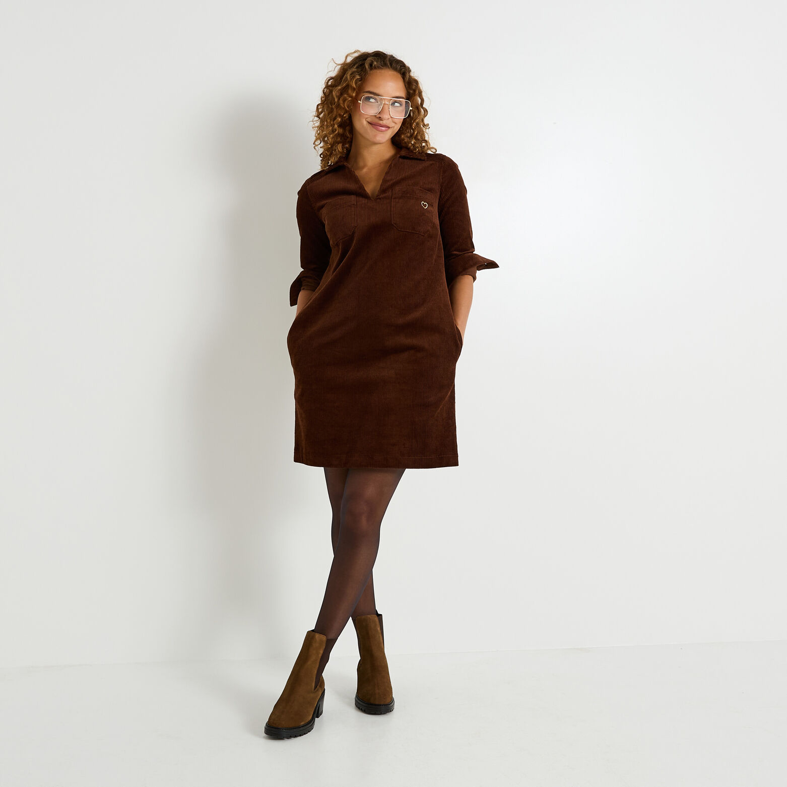 Robe velours col chemise