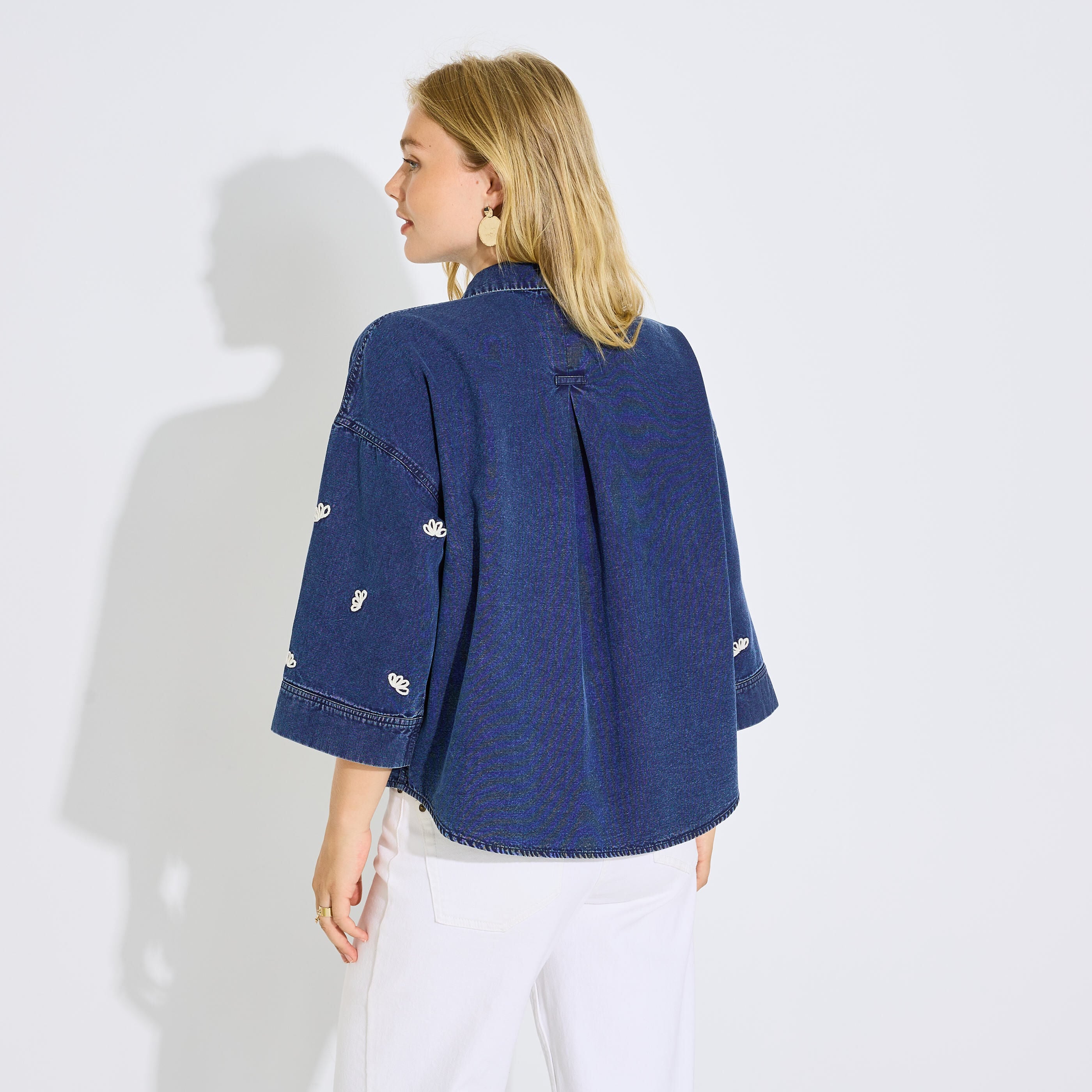 Chemisier brod&eacute; en jean femme