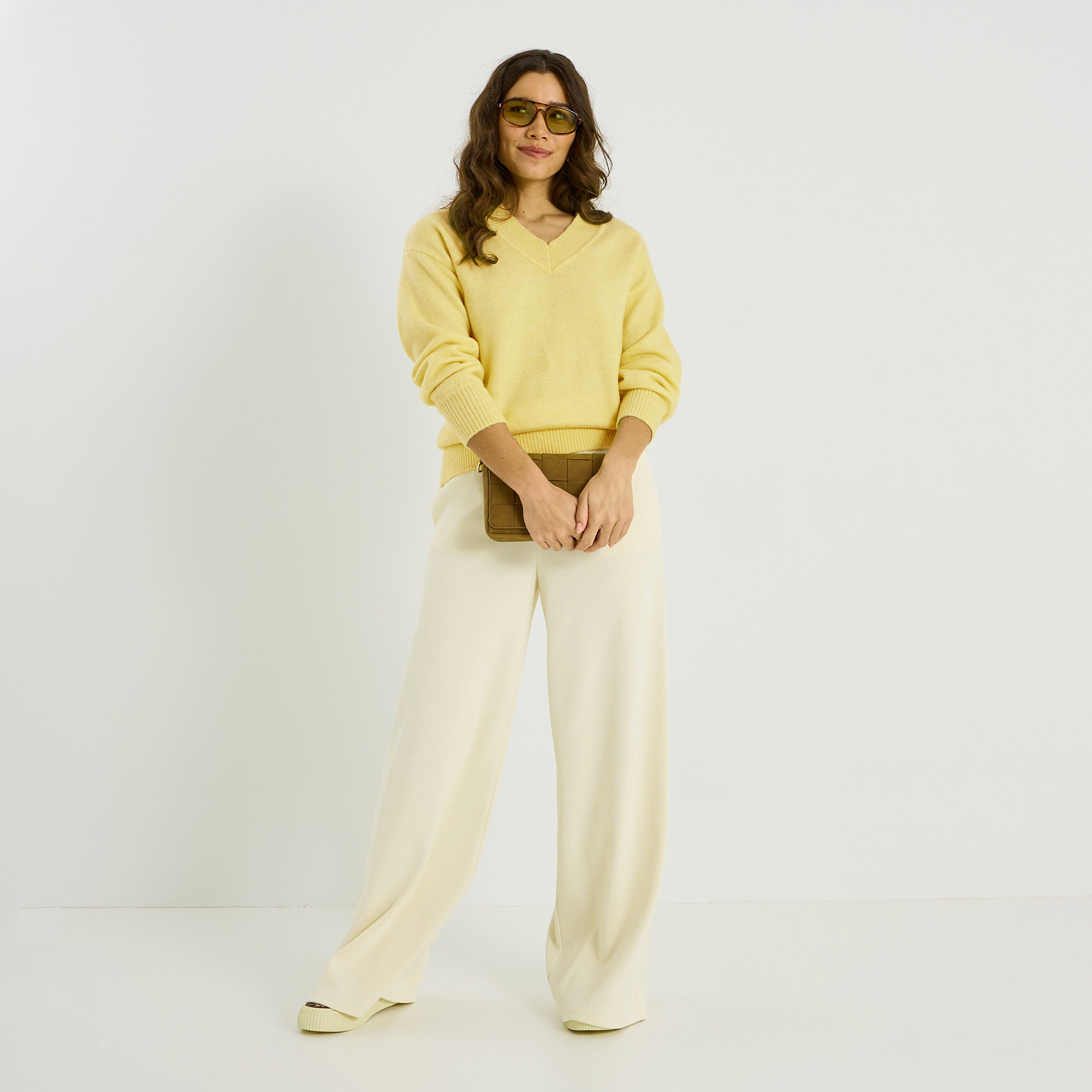 Pull loose &agrave; col V femme