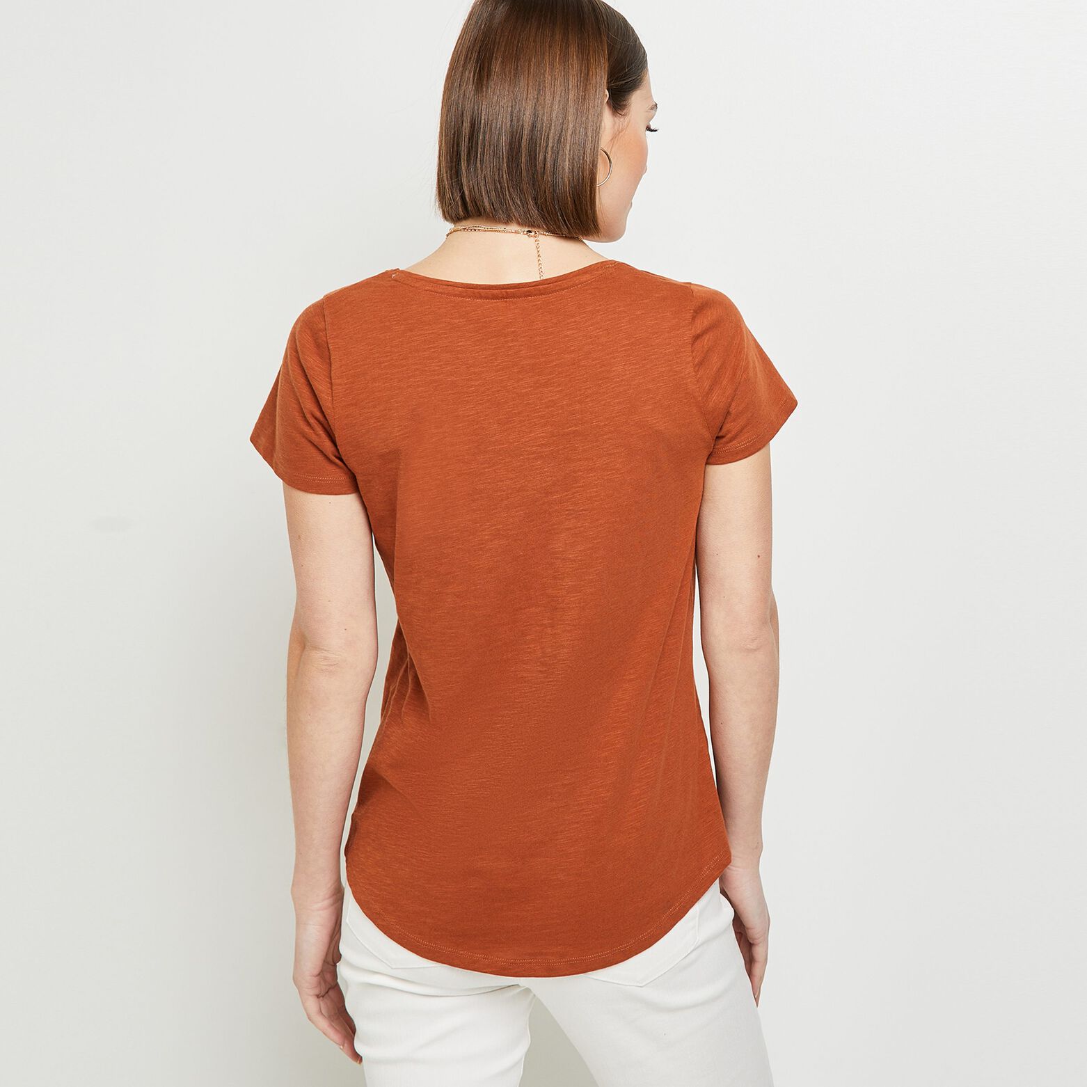 T-shirt manches courtes V femme