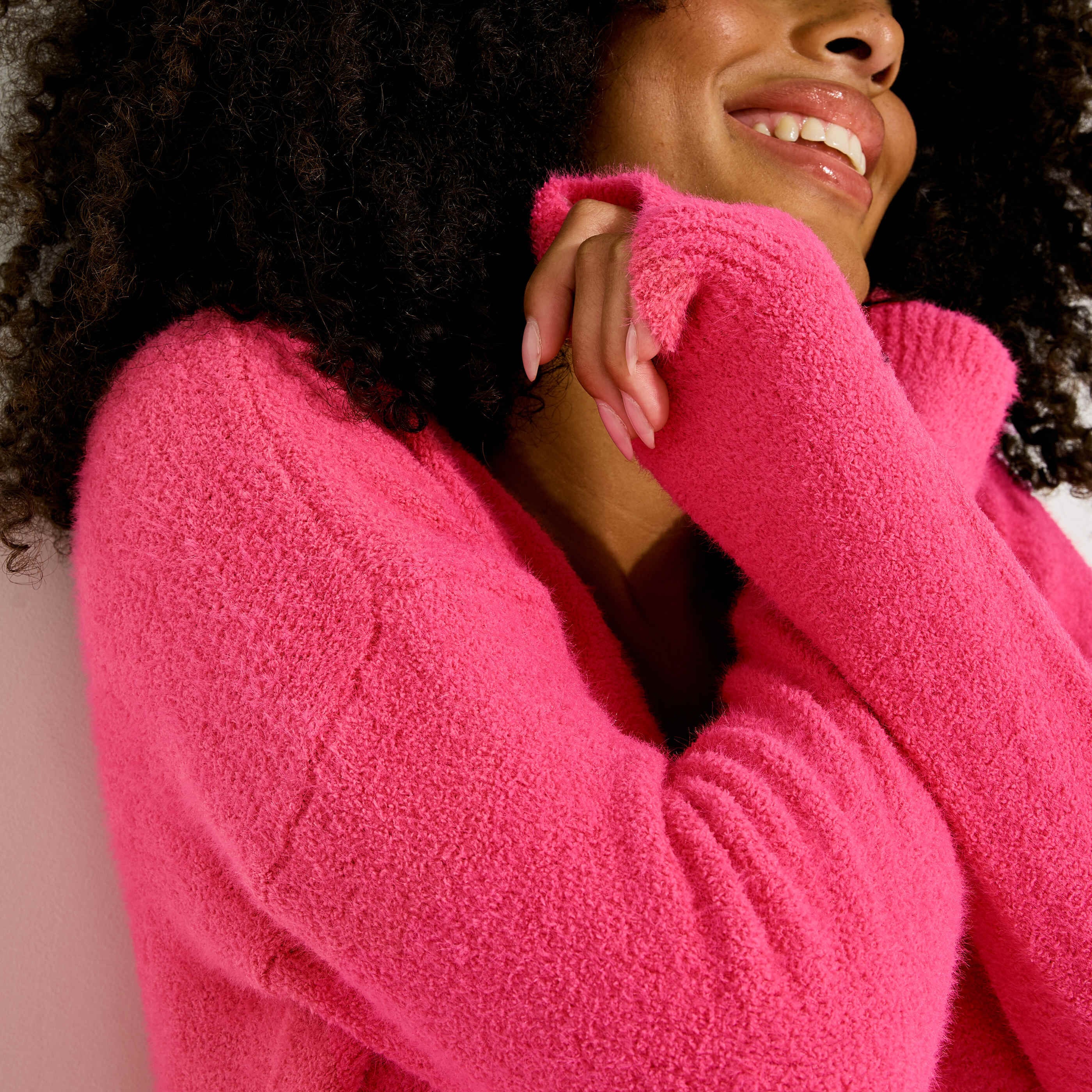 Pull doux manches longues col V femme