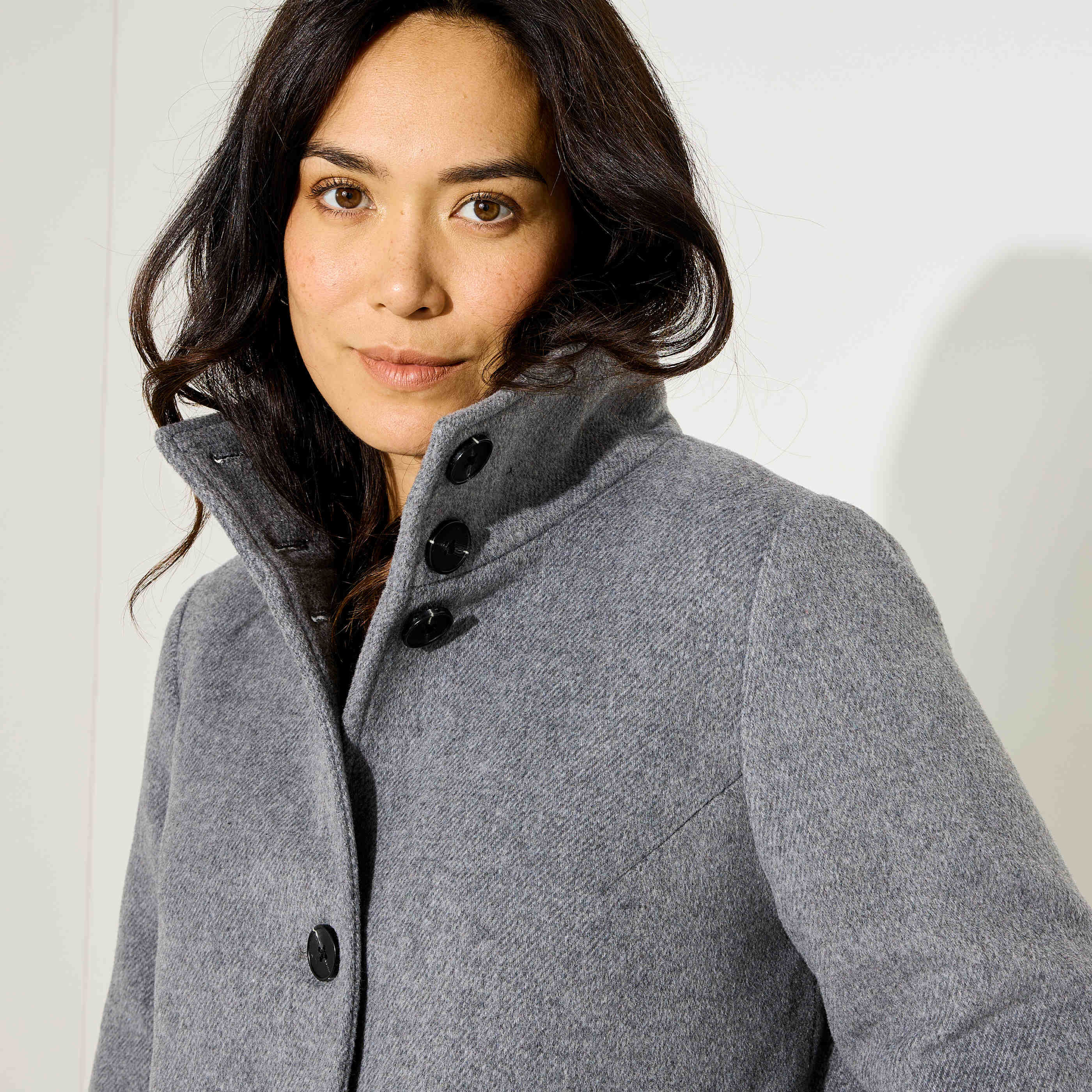 Manteau mi-long col montant femme