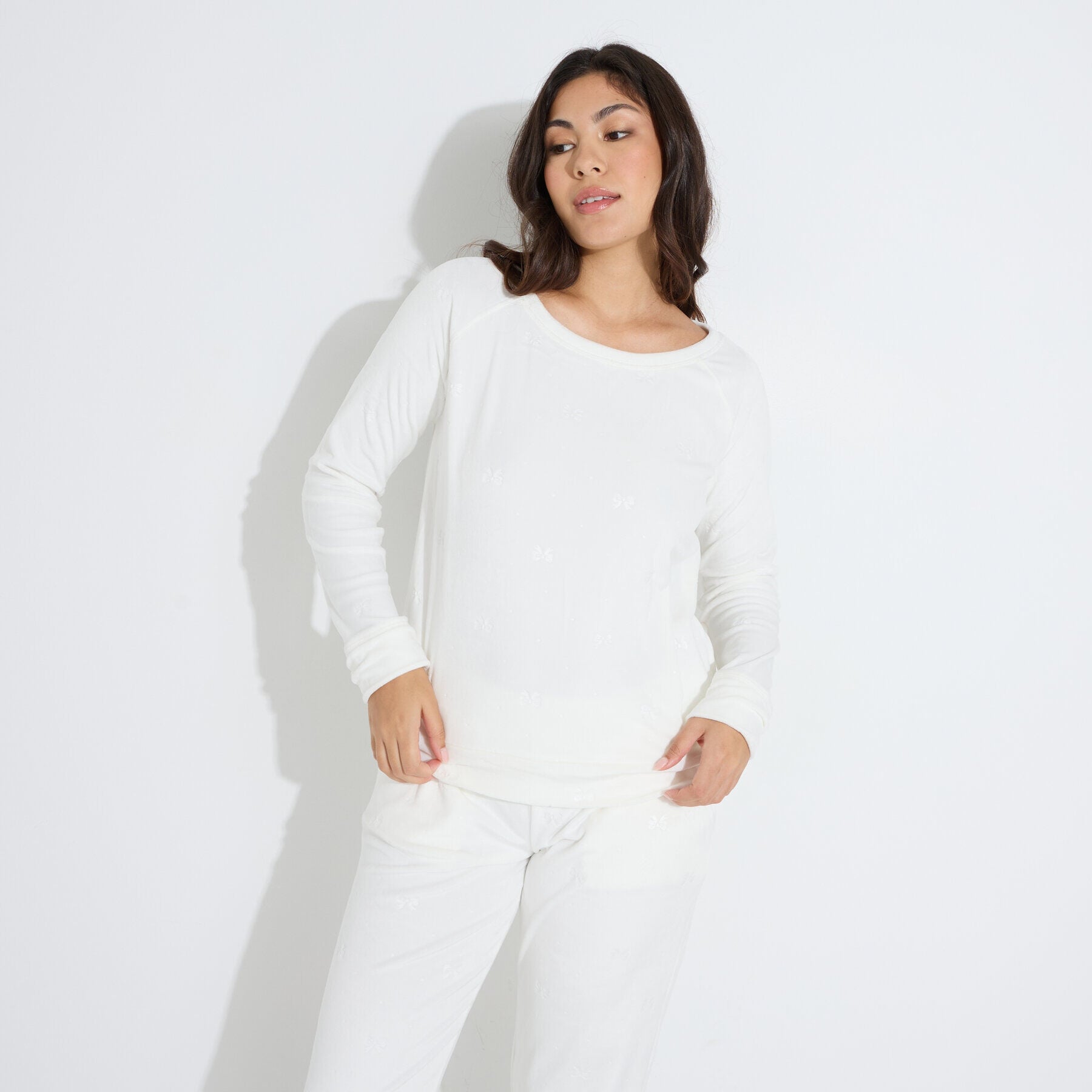Haut de pyjama en velours &agrave; n&oelig;uds femme