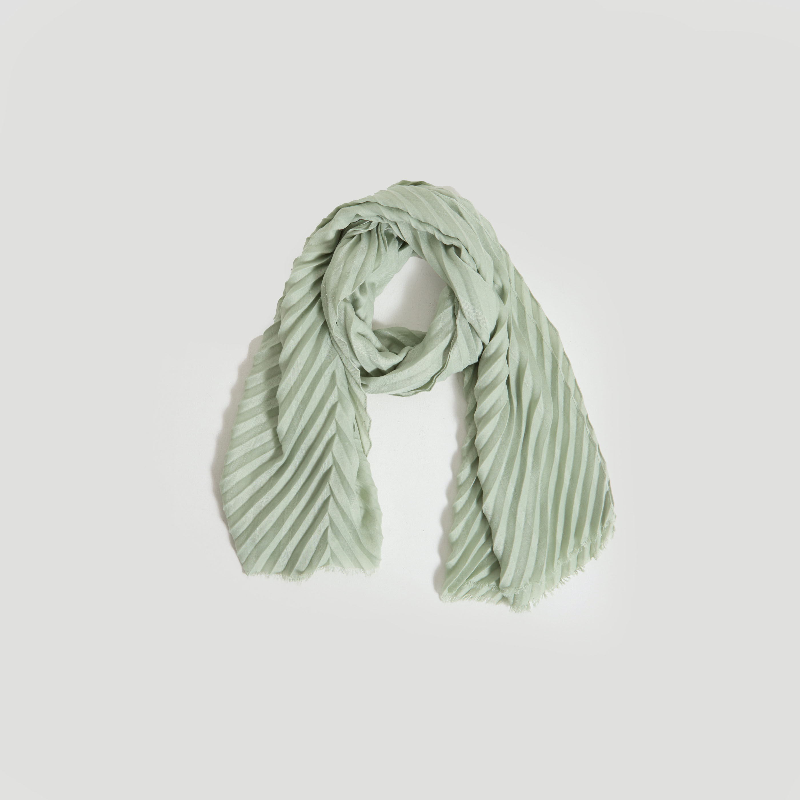 Etole longue pliss&eacute;e femme