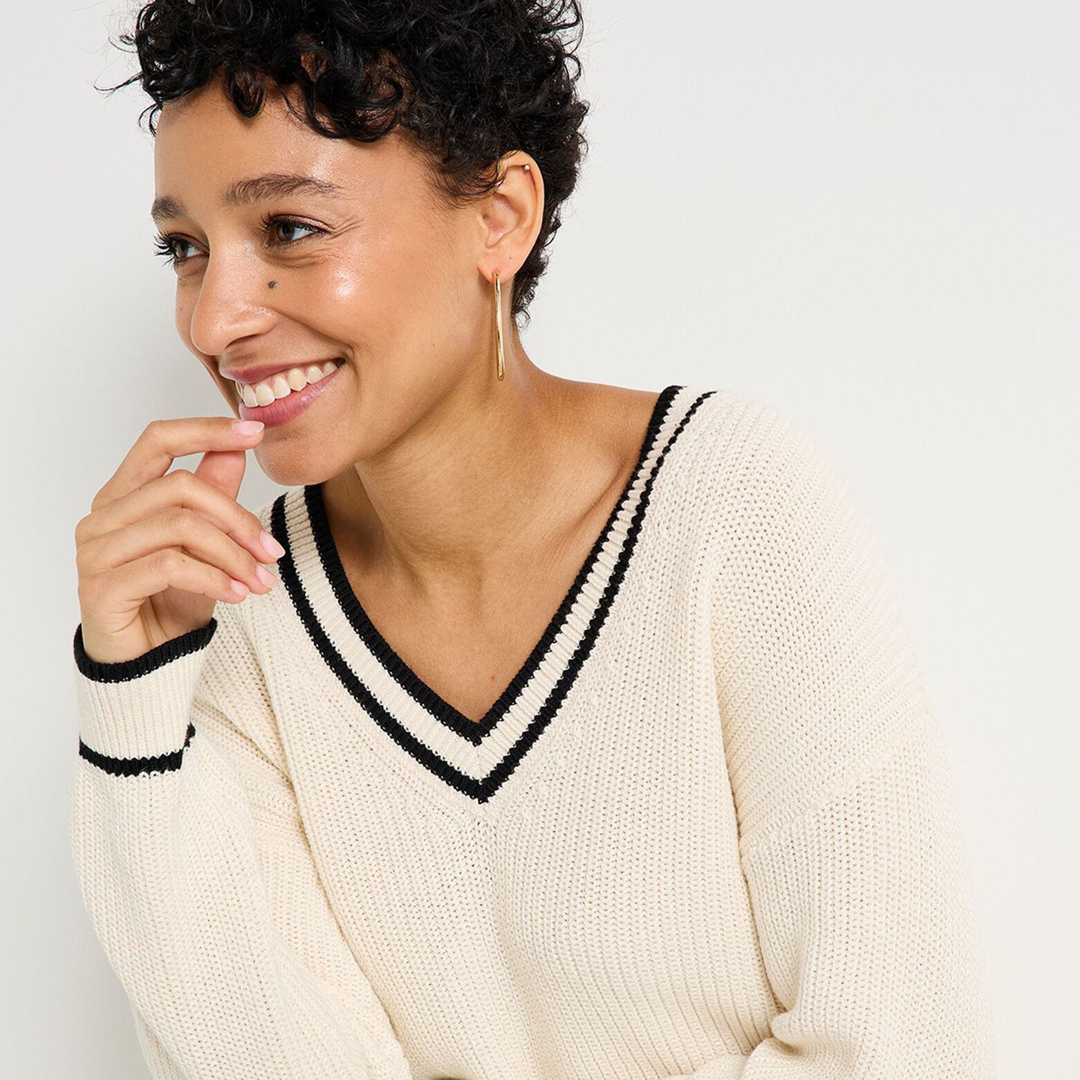 Pull col V femme