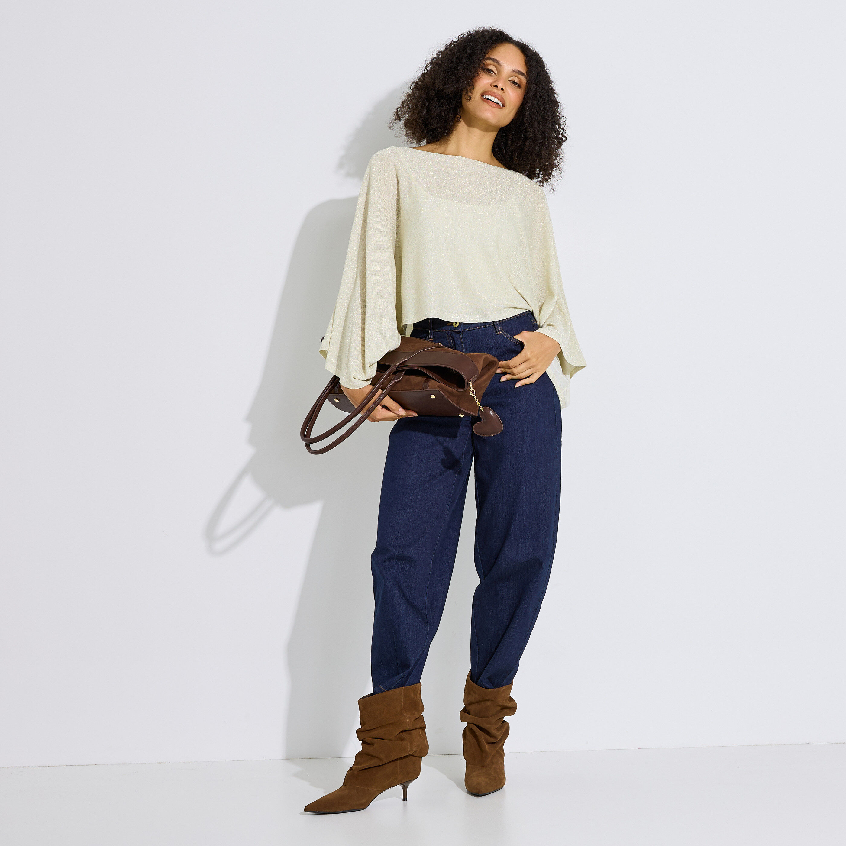 Pull cape court paillet&eacute; femme