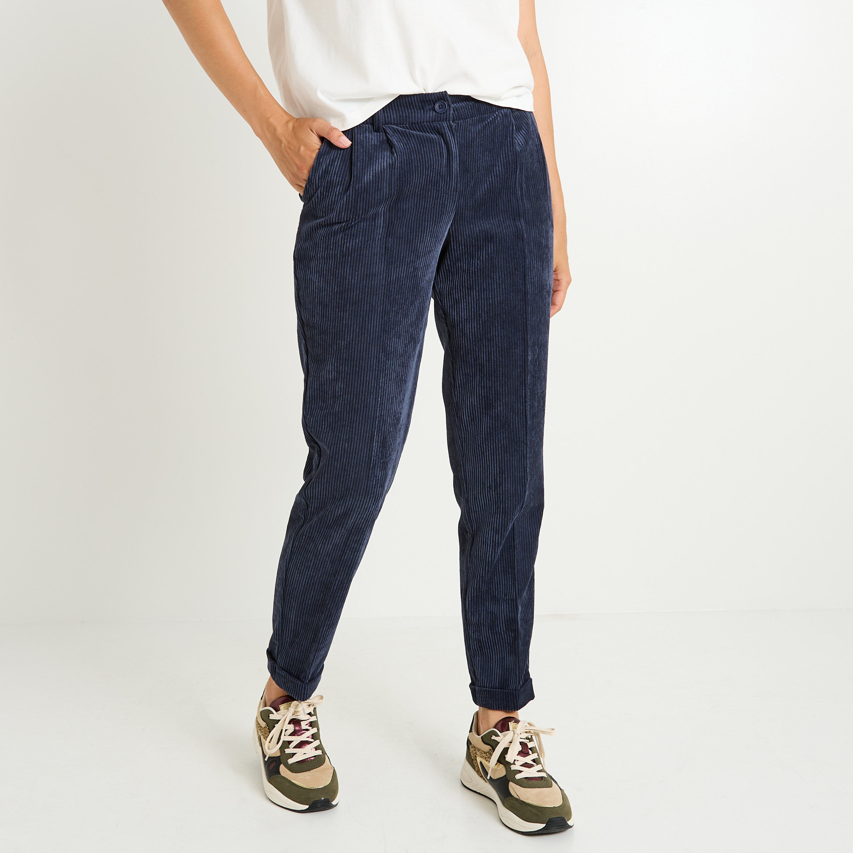 Pantalon tall en velours &agrave; revers femme