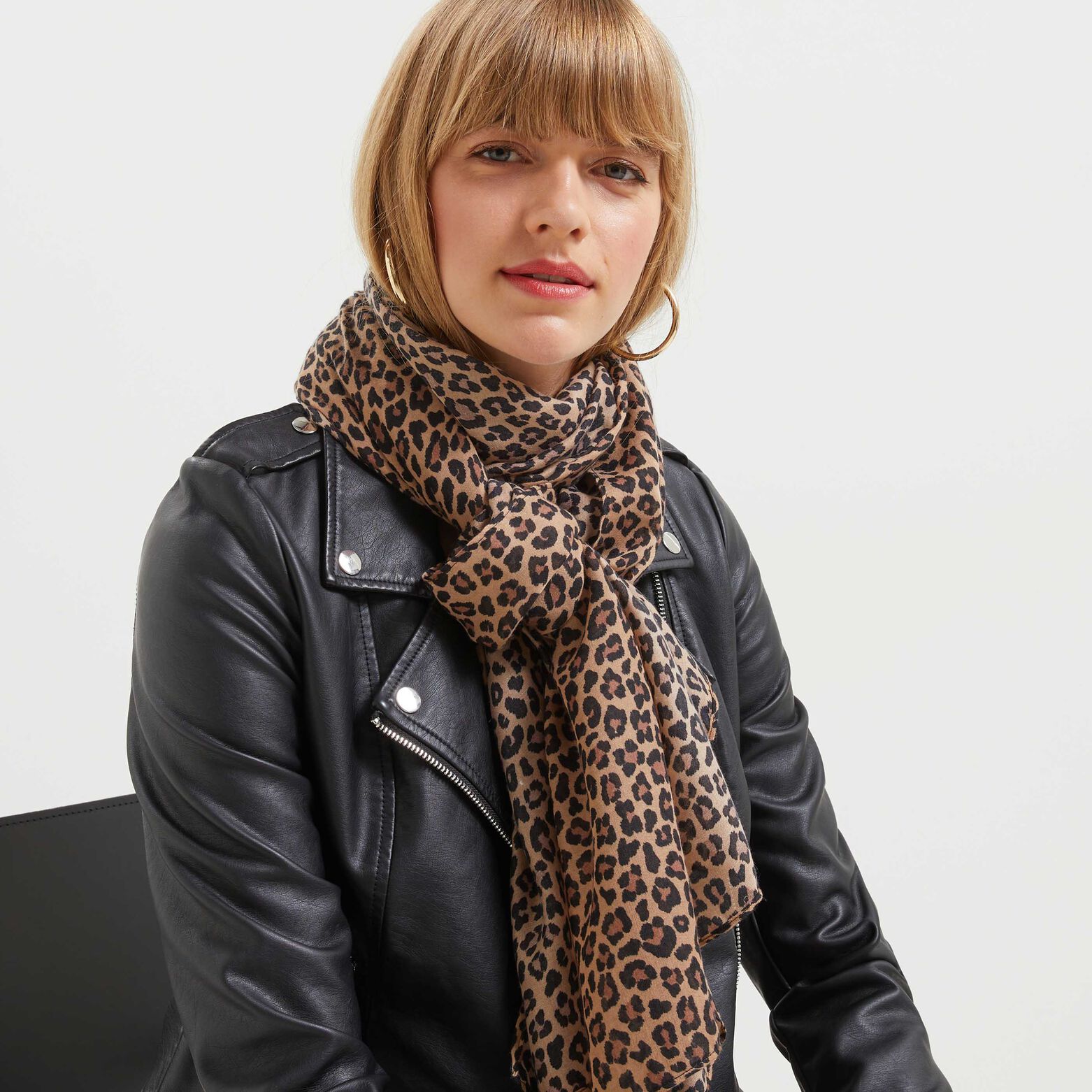 Etole longue léopard femme