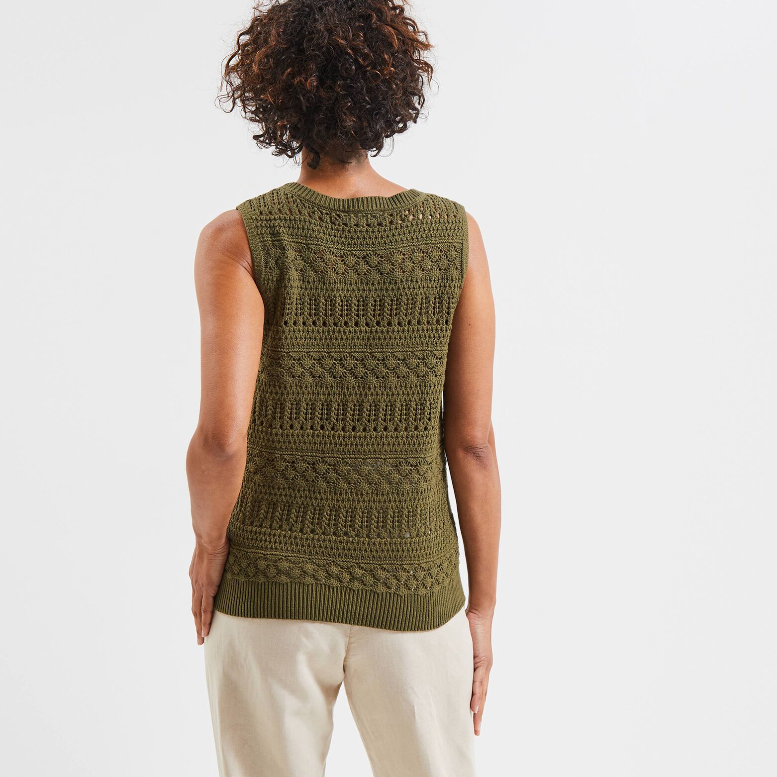 Pull en crochet femme