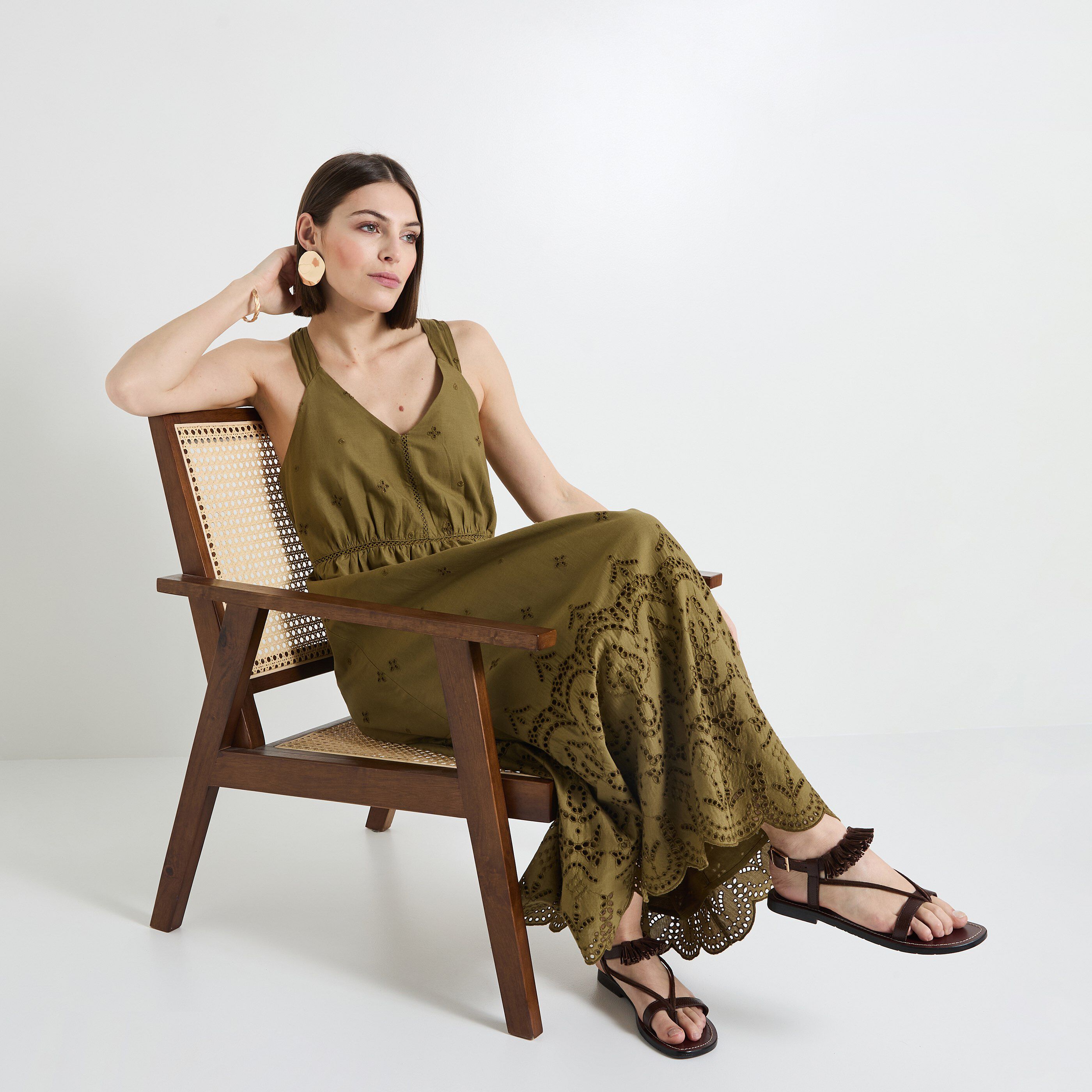 Robe longue brod&eacute;e femme