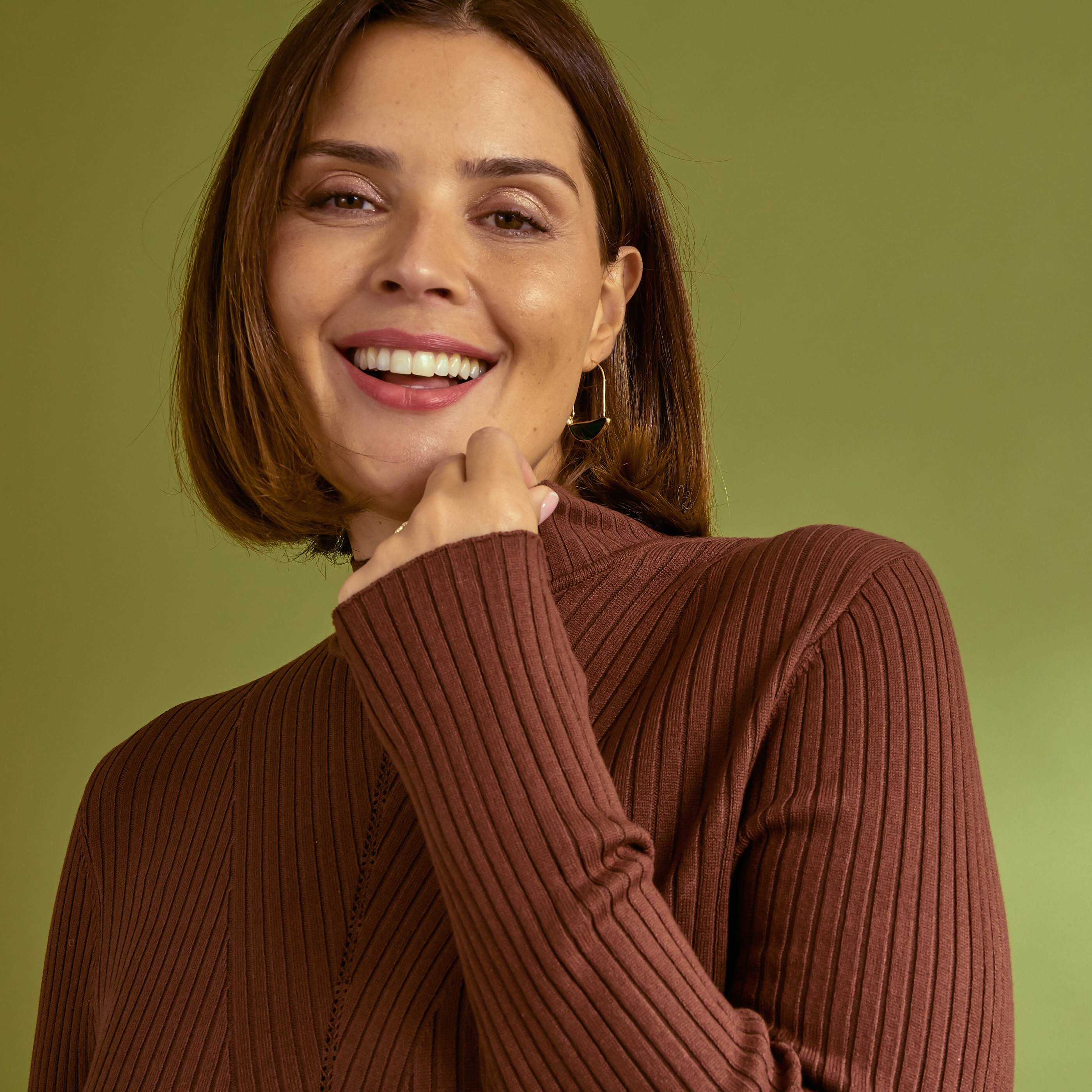 Pull col montant femme