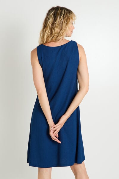 Robe en maille unie à col carré