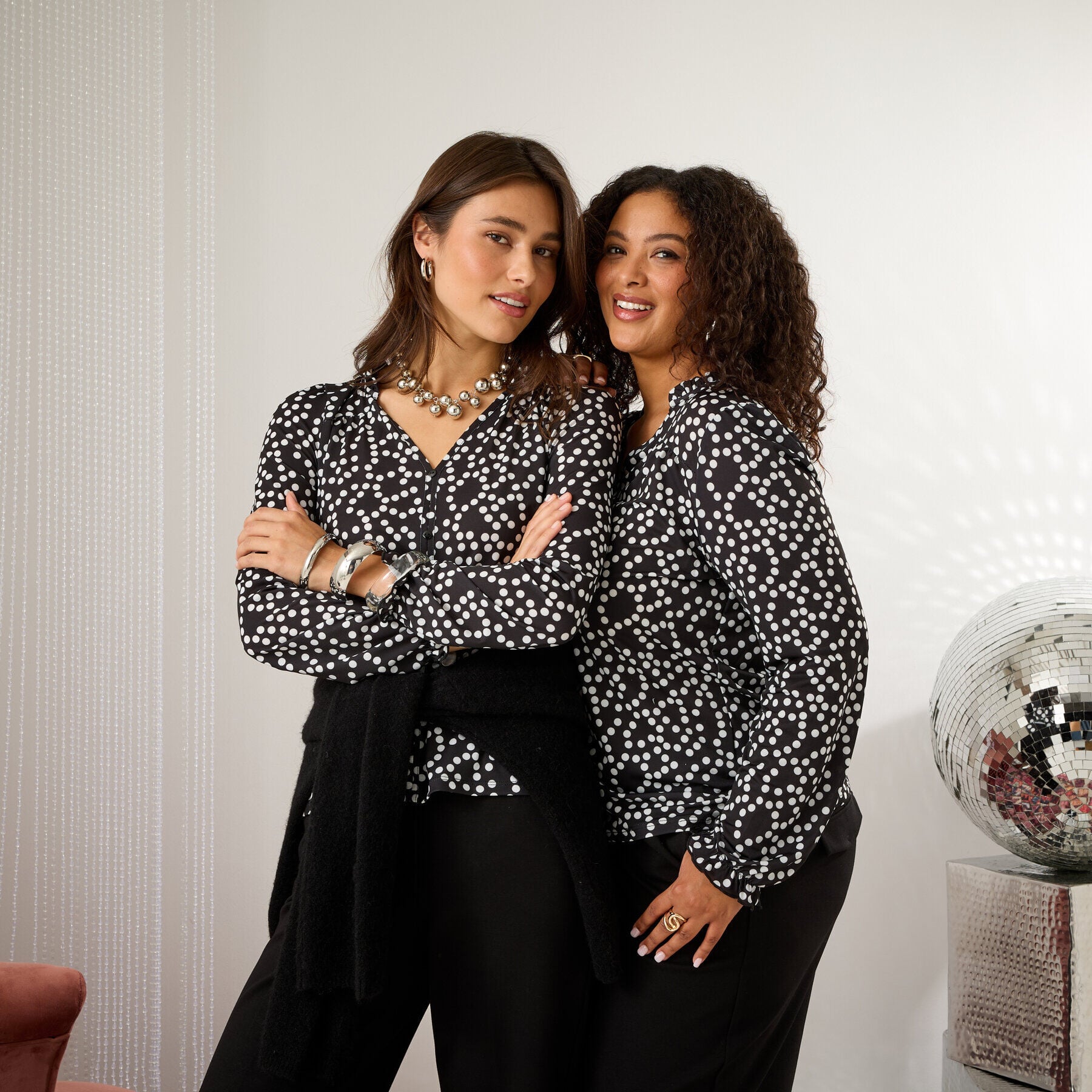 Blouse fluide imprim&eacute;e &agrave; pois femme
