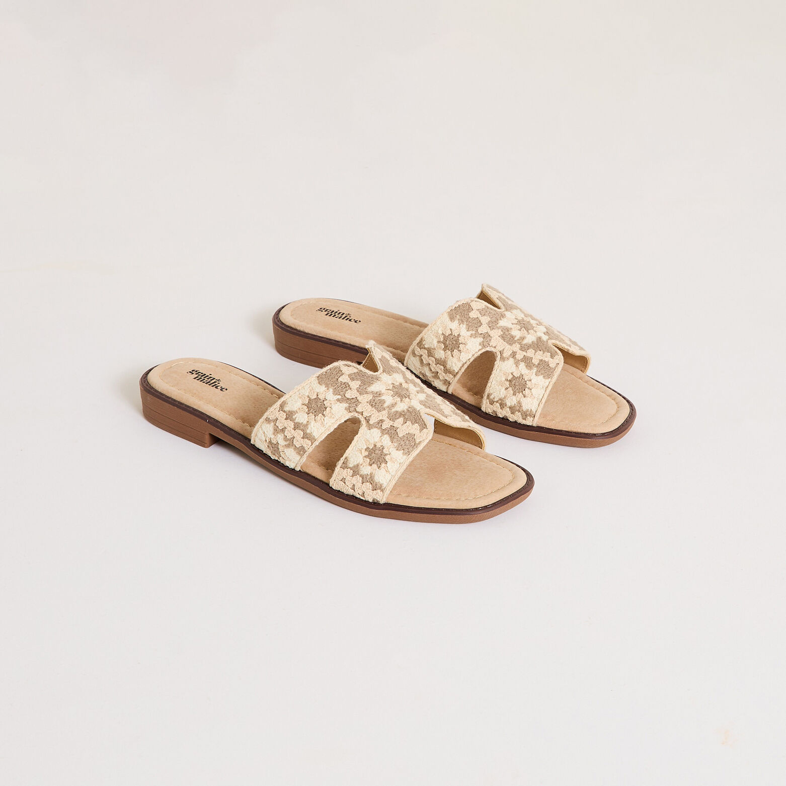 Mules plates femme