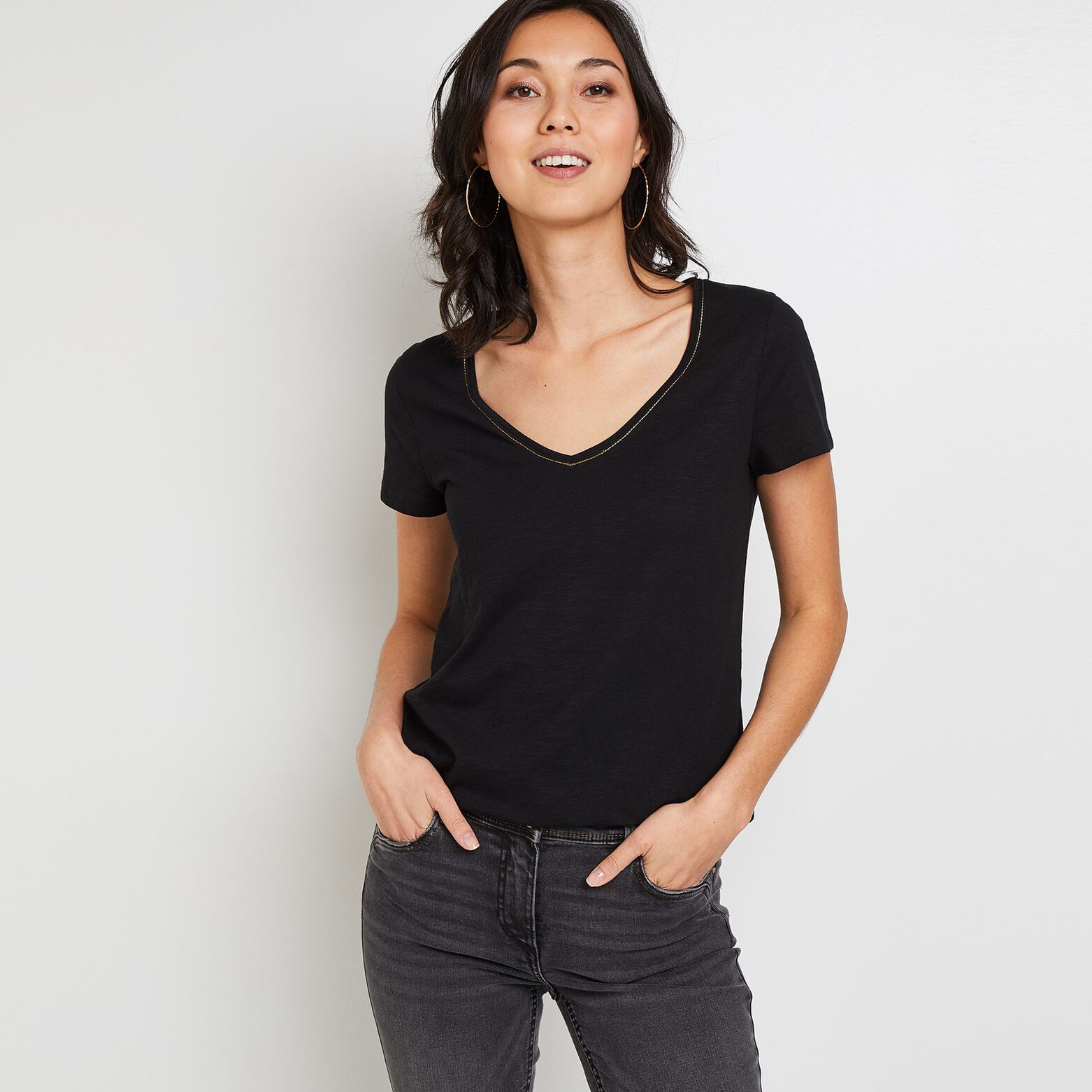 T-shirt manches courtes V femme