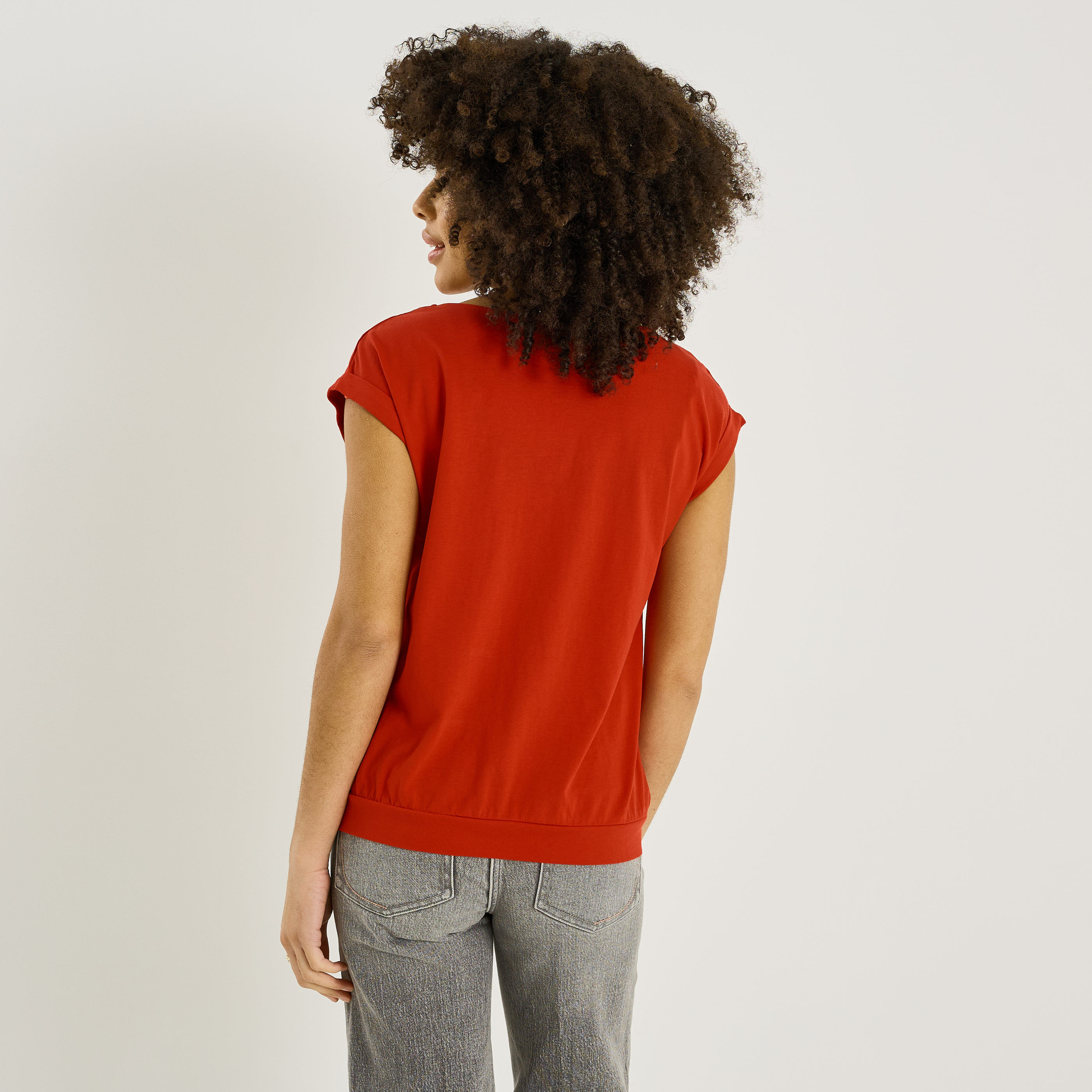 T-shirt avec broderie femme