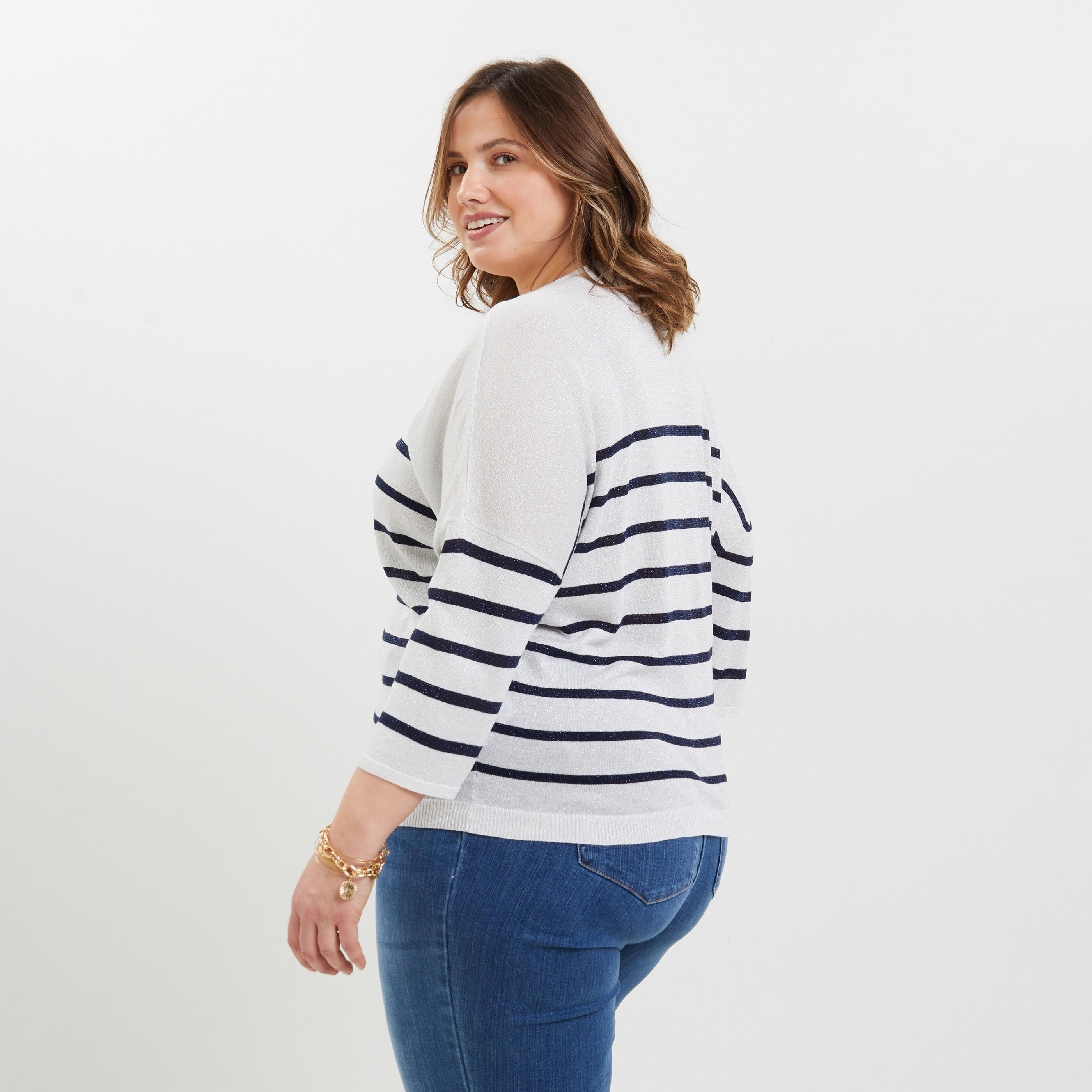 Pull ray&eacute; femme