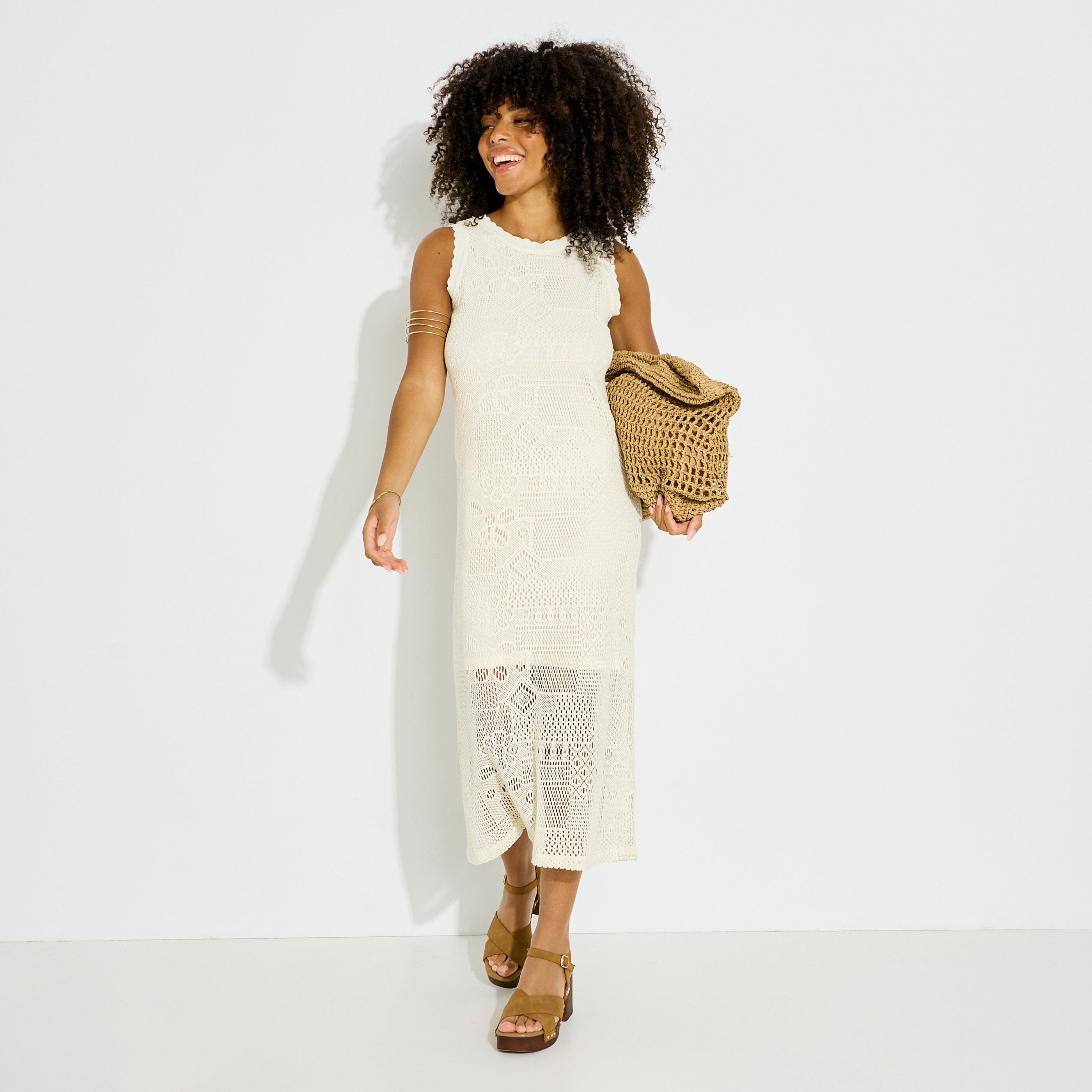 Robe longue en maille ajour&eacute;e