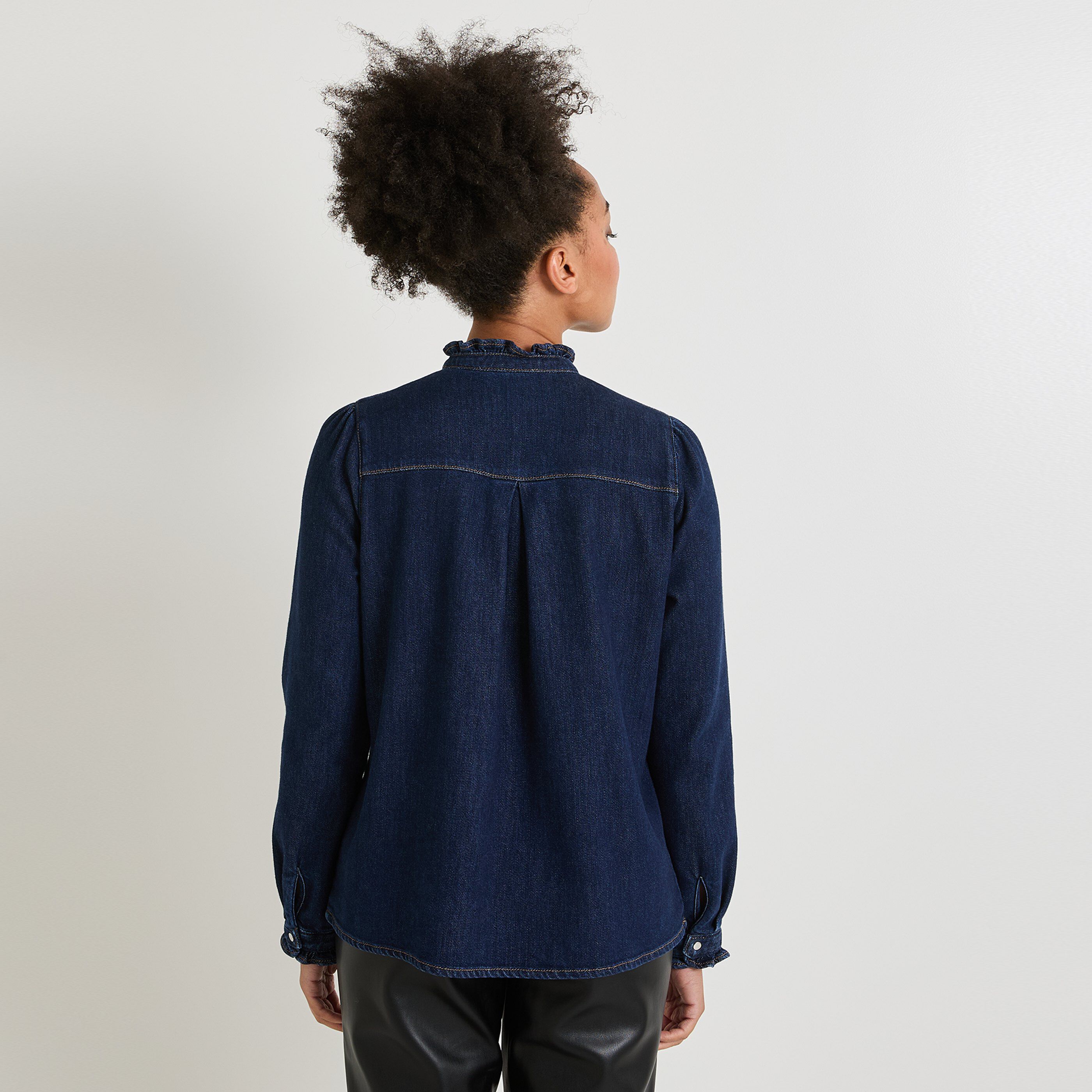 Blouse col montant femme