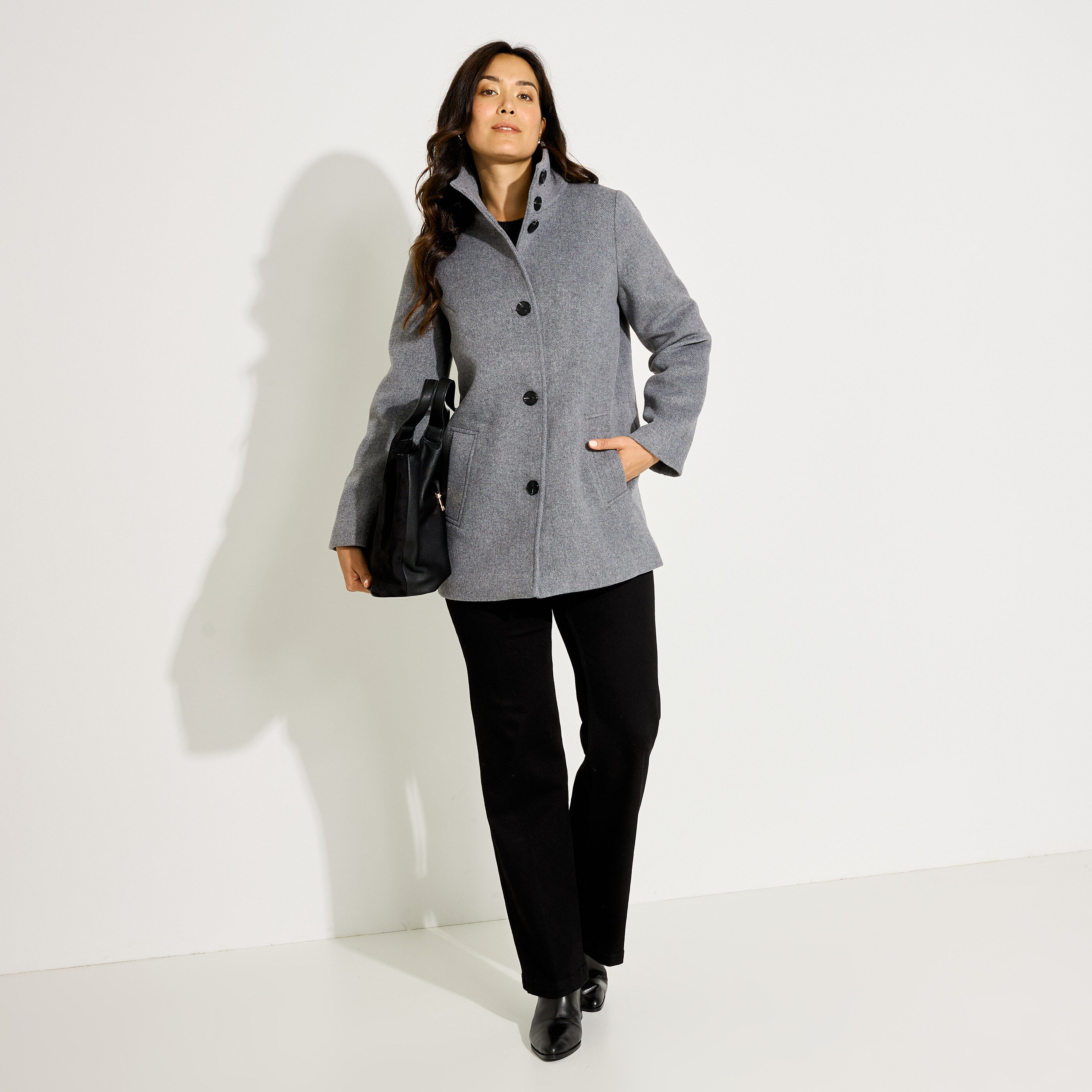 Manteau mi-long col montant femme