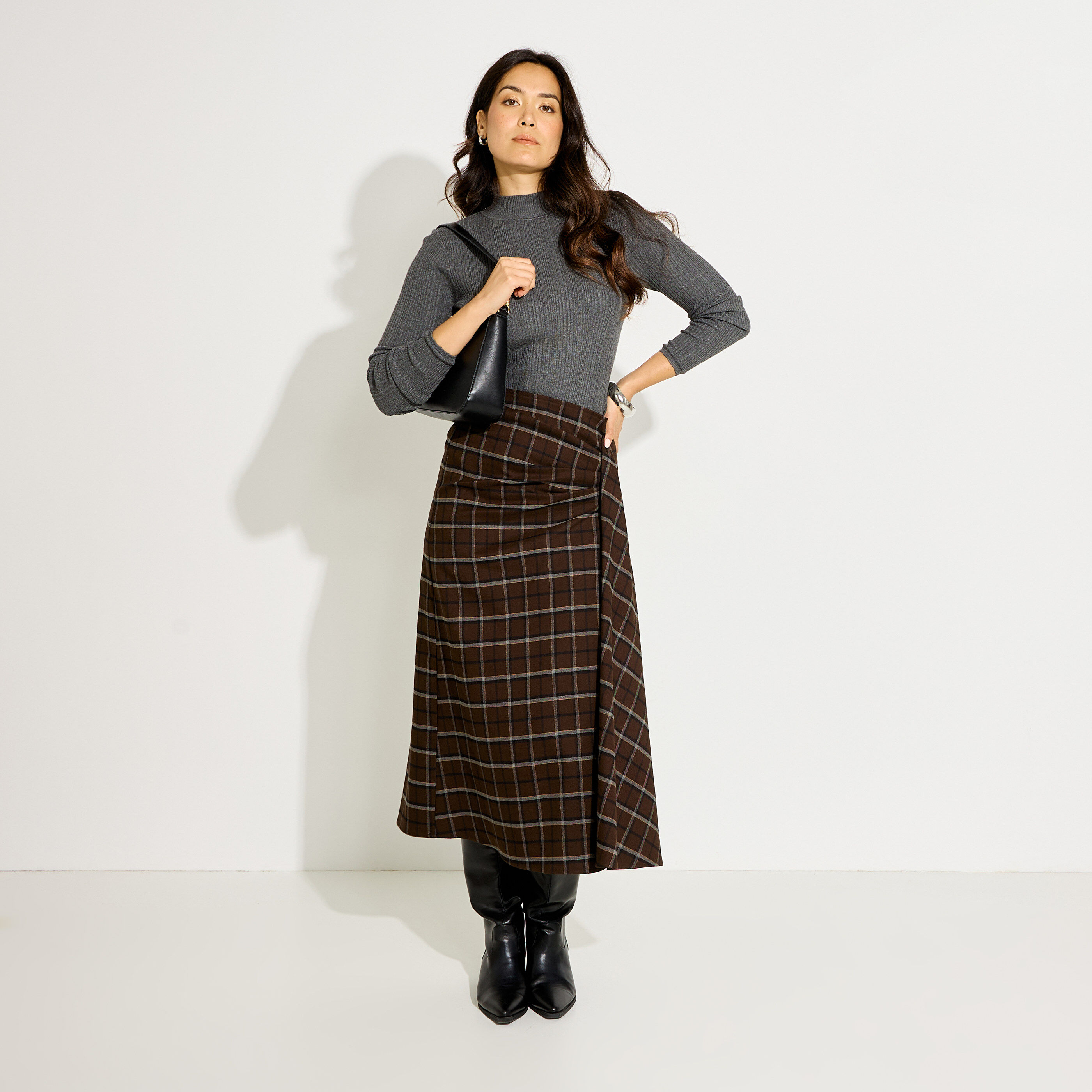 Pull col montant maille c&ocirc;tel&eacute;e femme