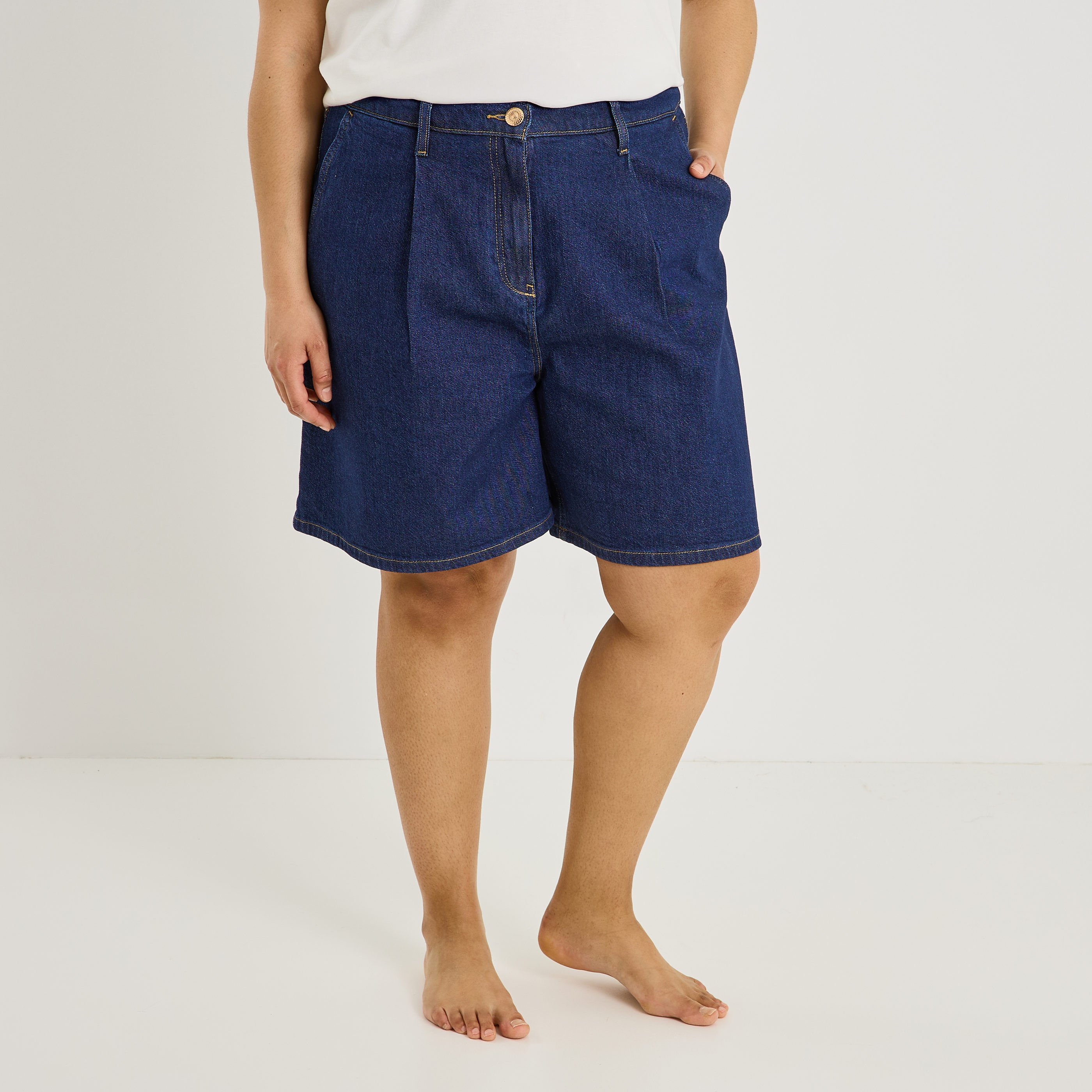 Short &eacute;vas&eacute; taille haute femme