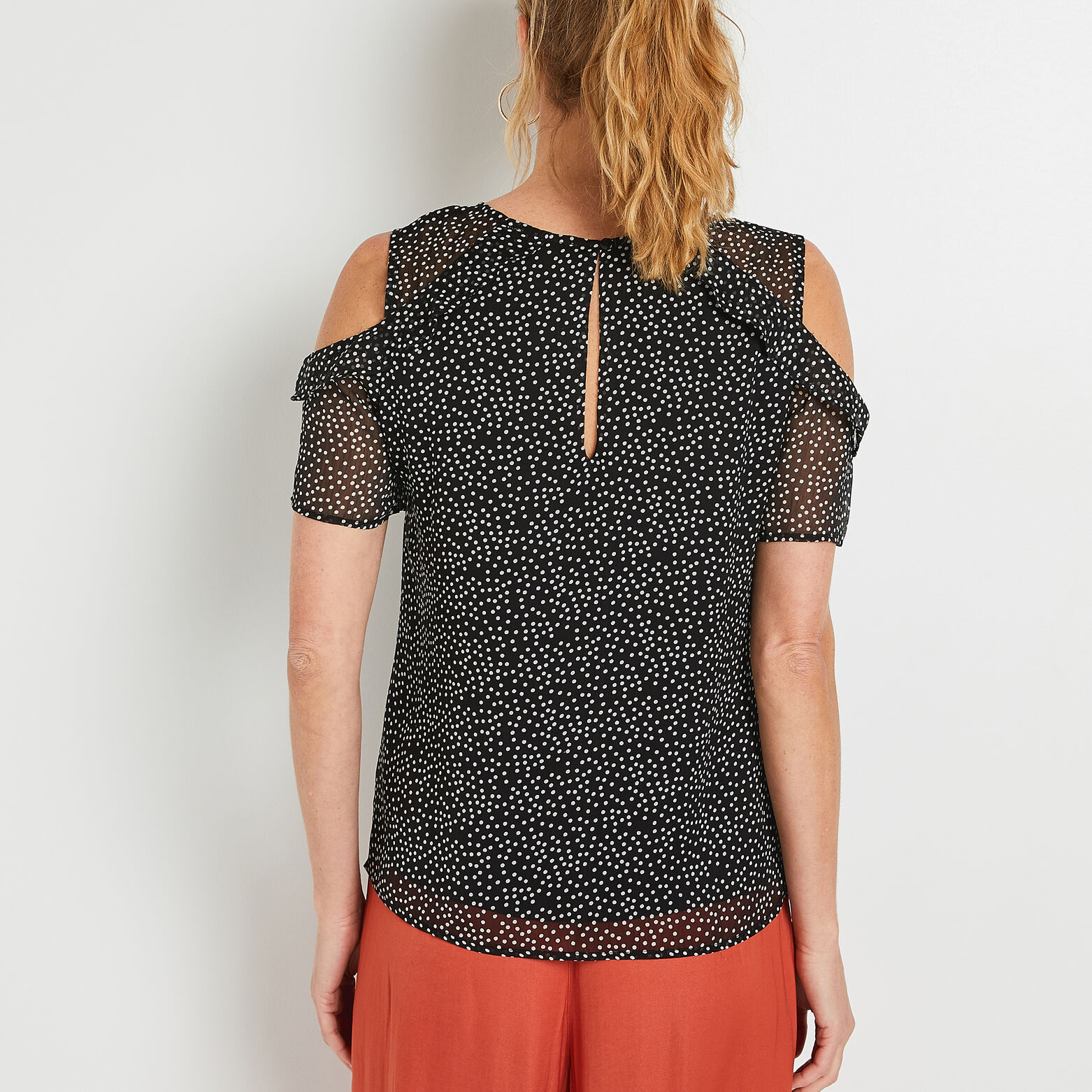 Blouse epaules ouvertes femme