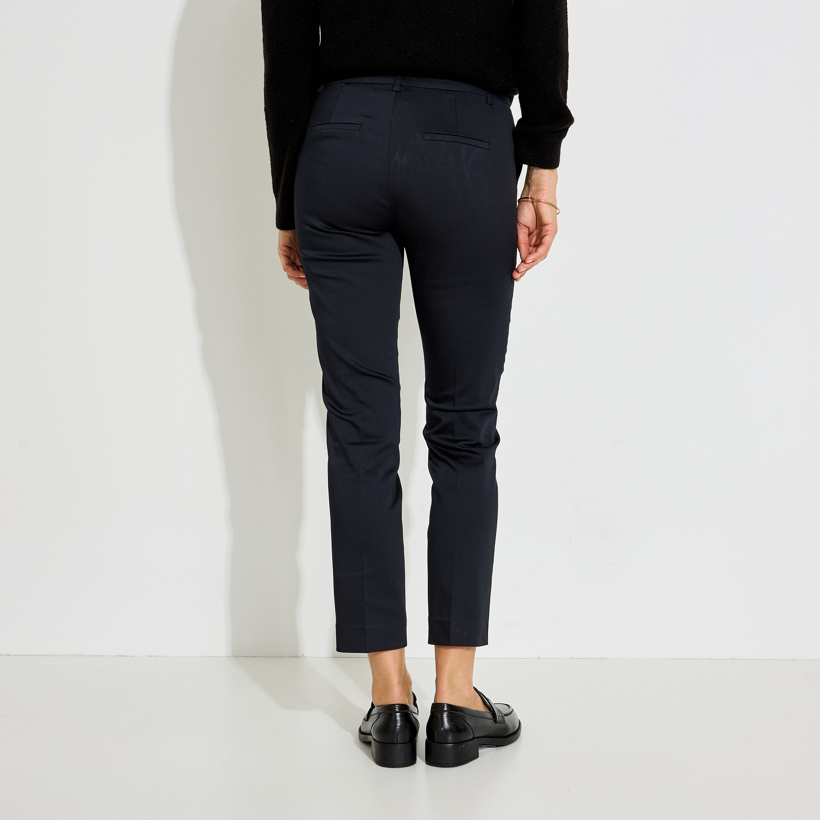 Pantalon cigarette femme