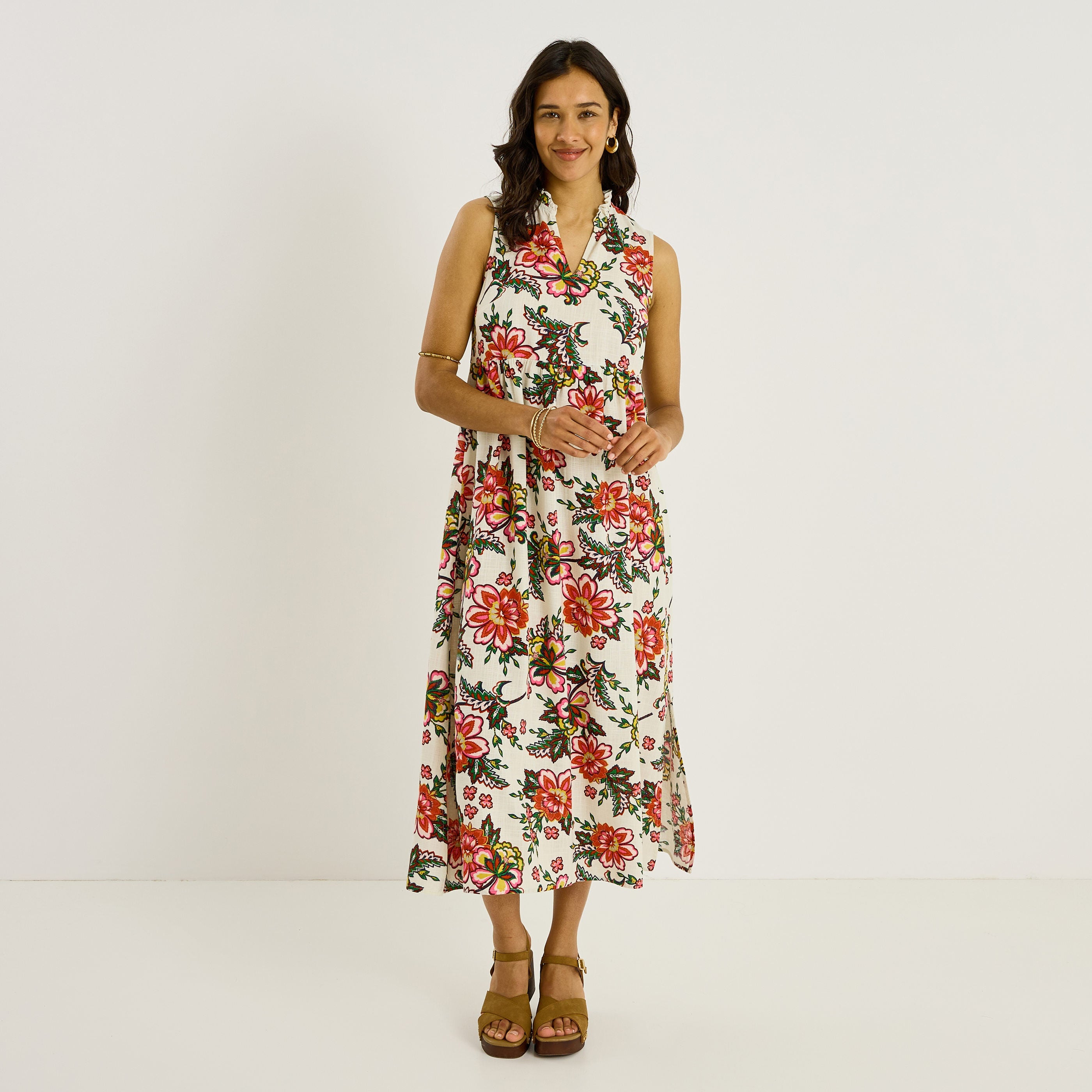 Robe longue sans manches imprim&eacute; floral