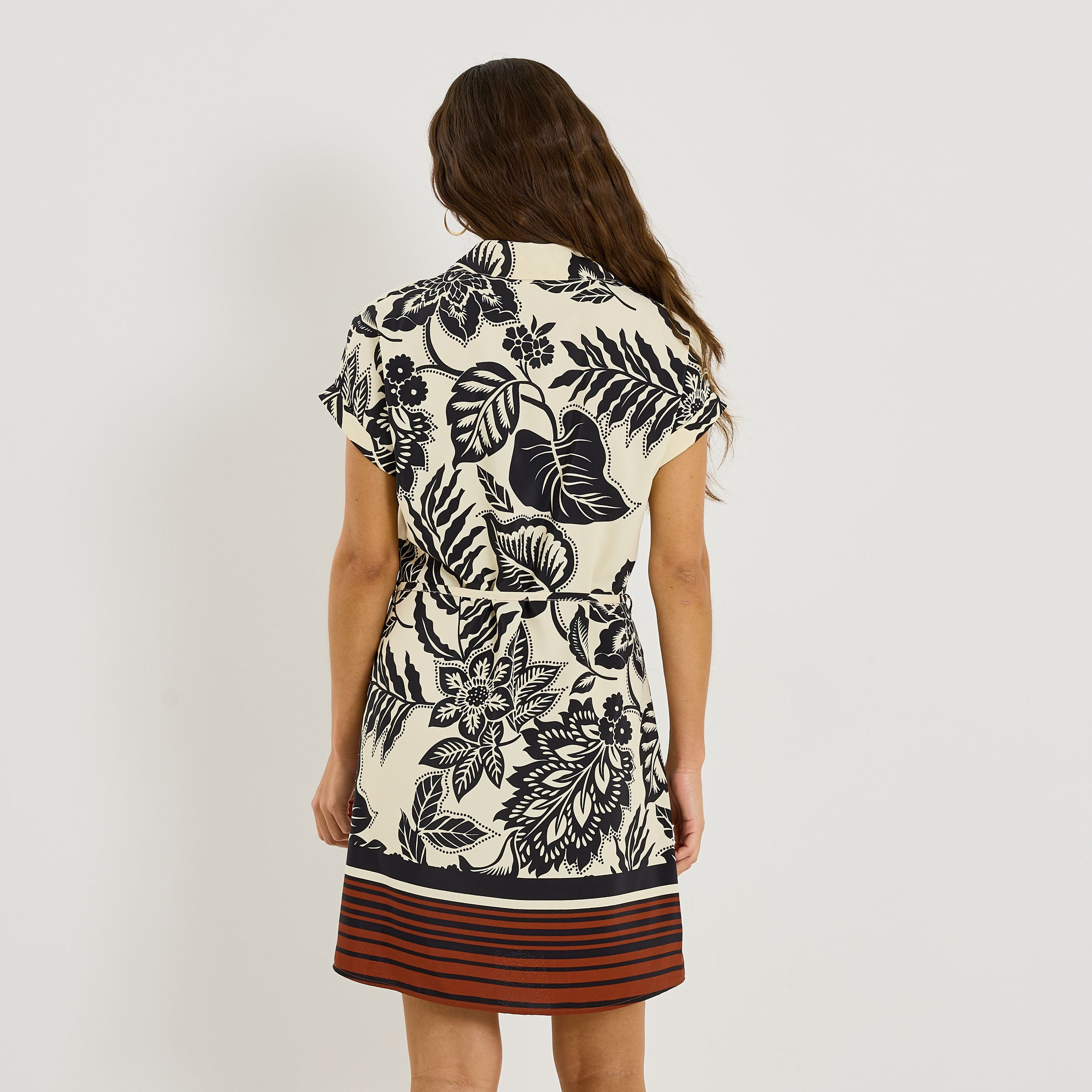 Robe courte fluide imprim&eacute; floral