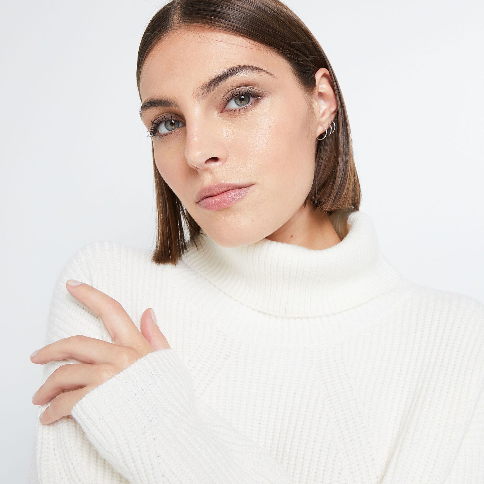 Pull col roulé uni femme