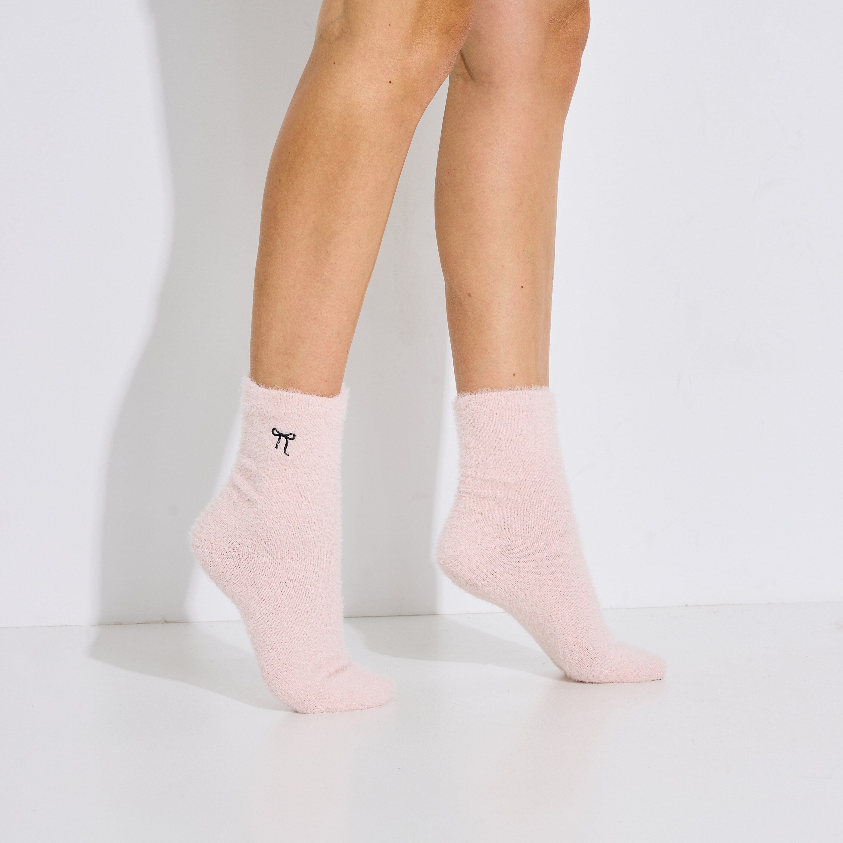Lot de 2 chaussettes fluffy femme