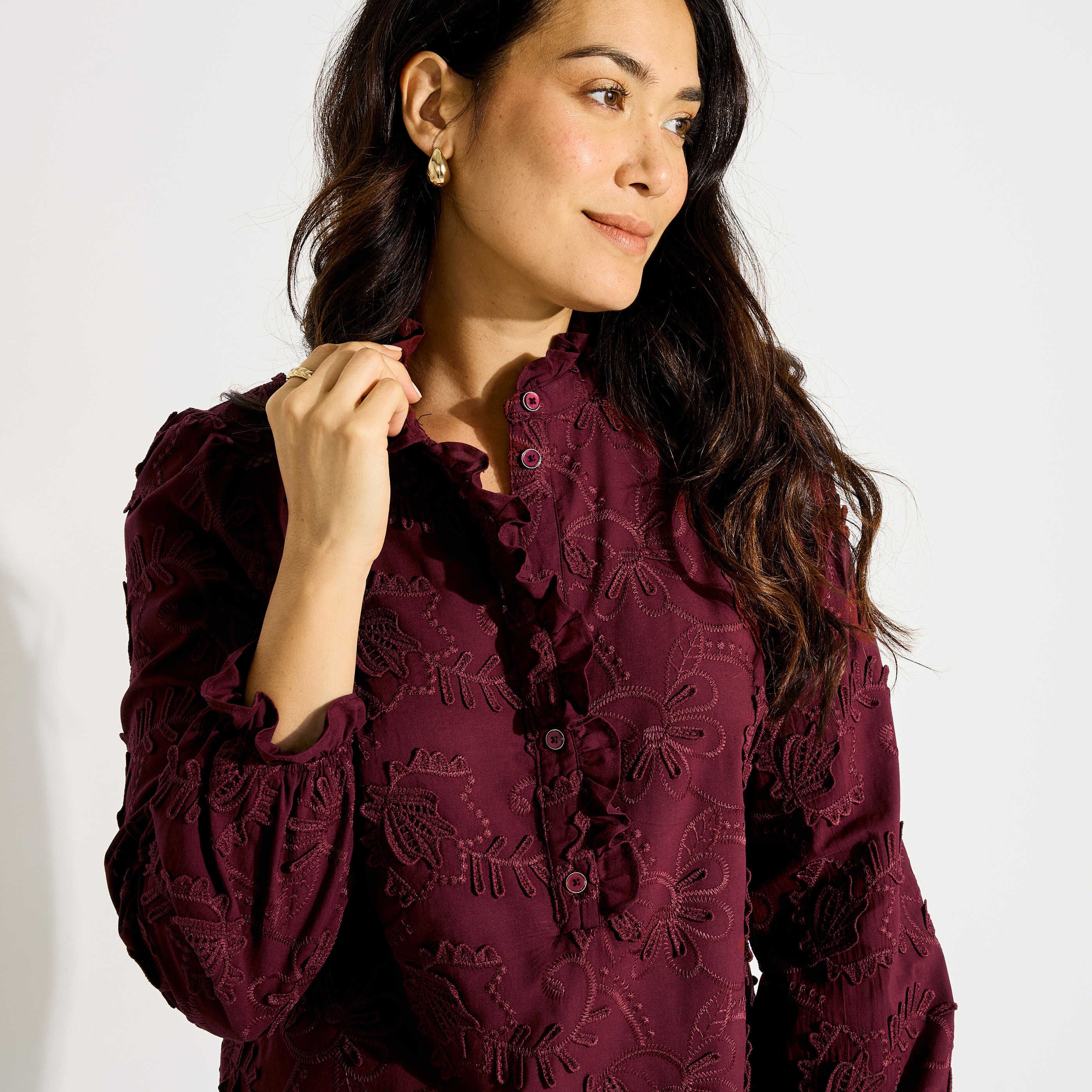 Blouse broderie anglaise col haut femme