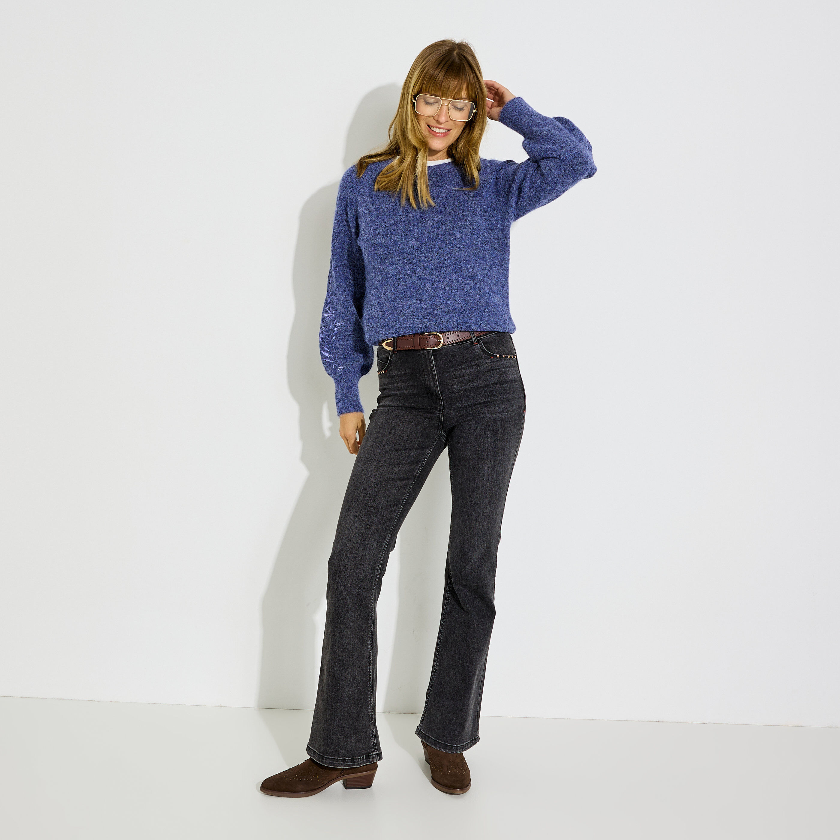 Pull doux motifs brod&eacute;s femme