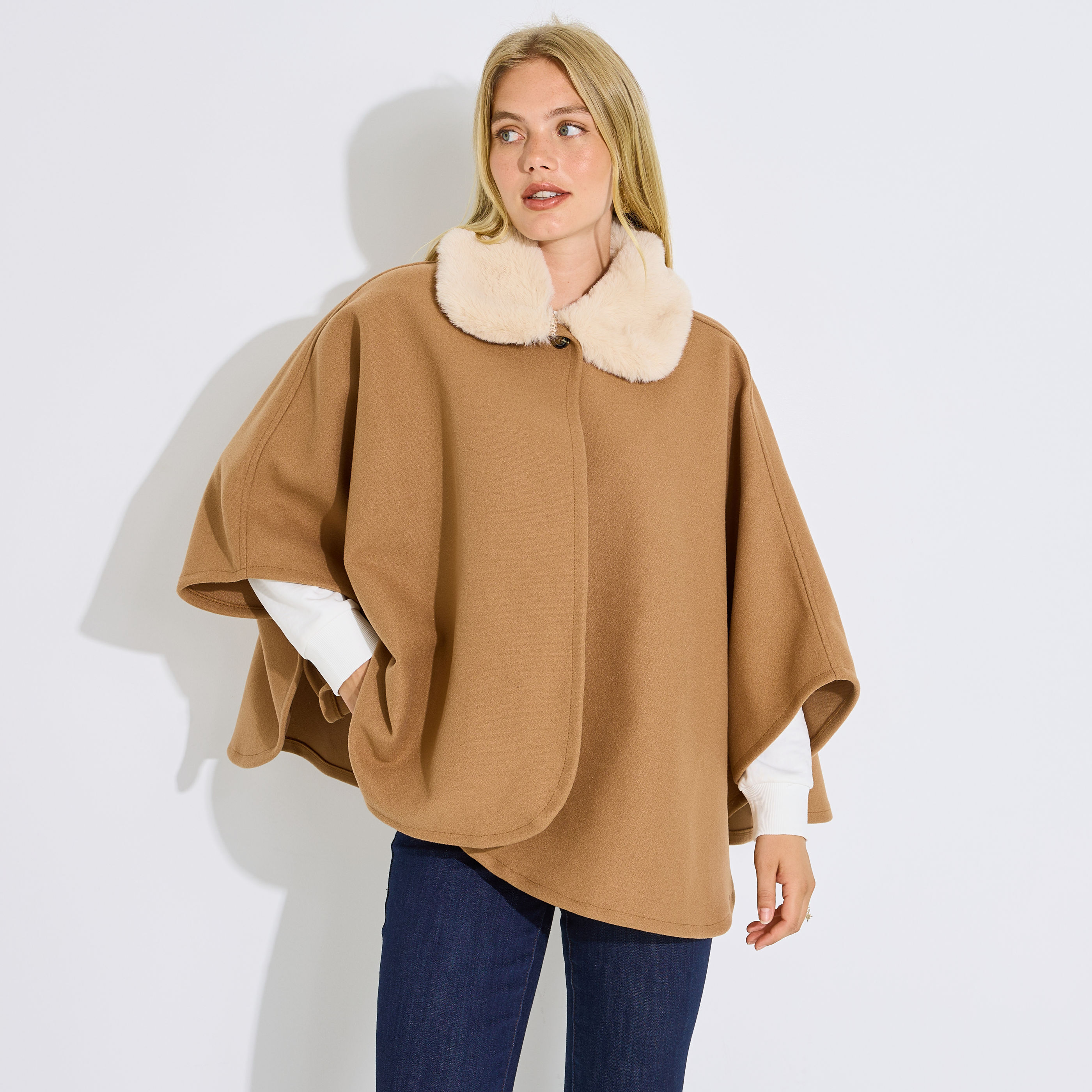 Poncho col fausse fourrure femme
