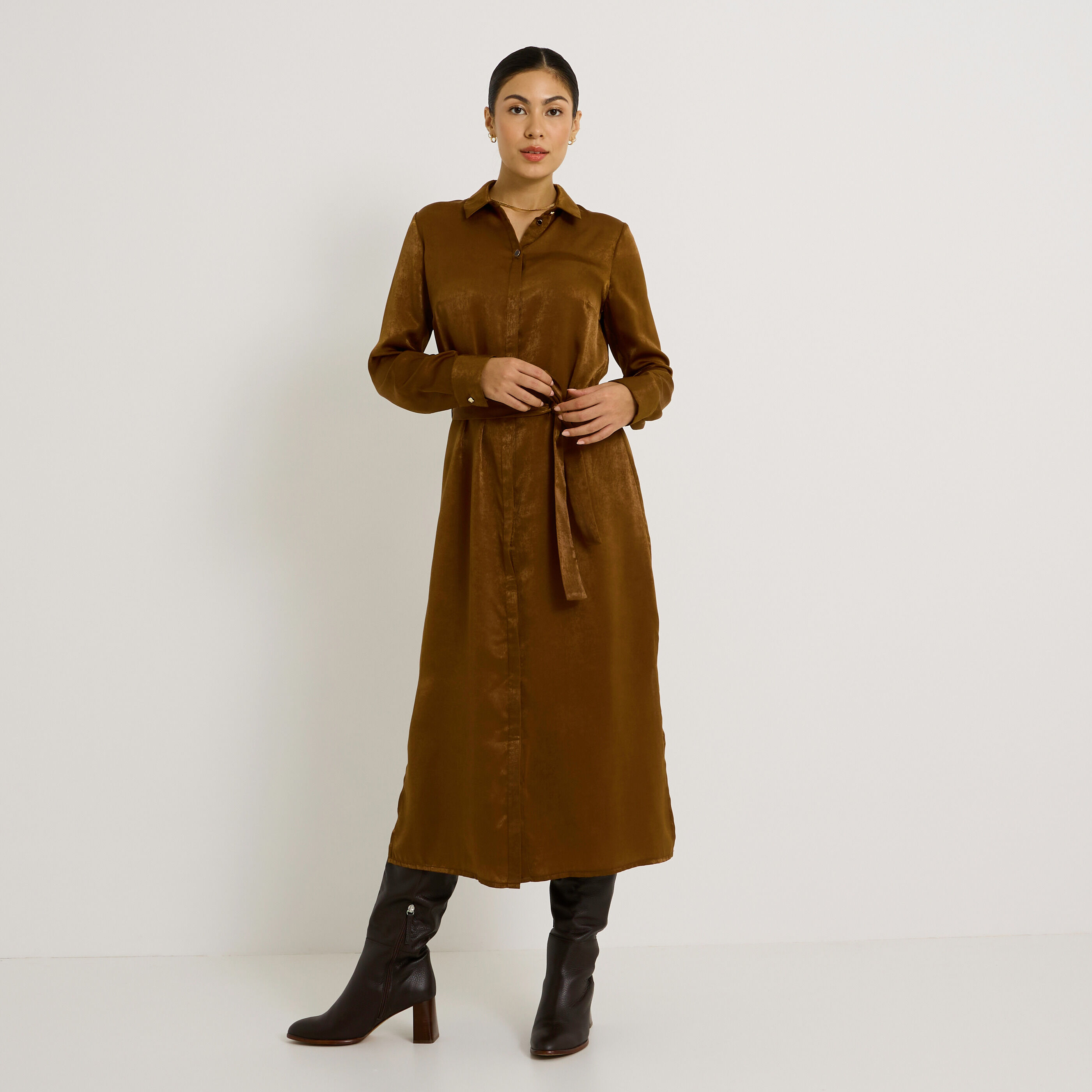 Robe longue satin&eacute;e