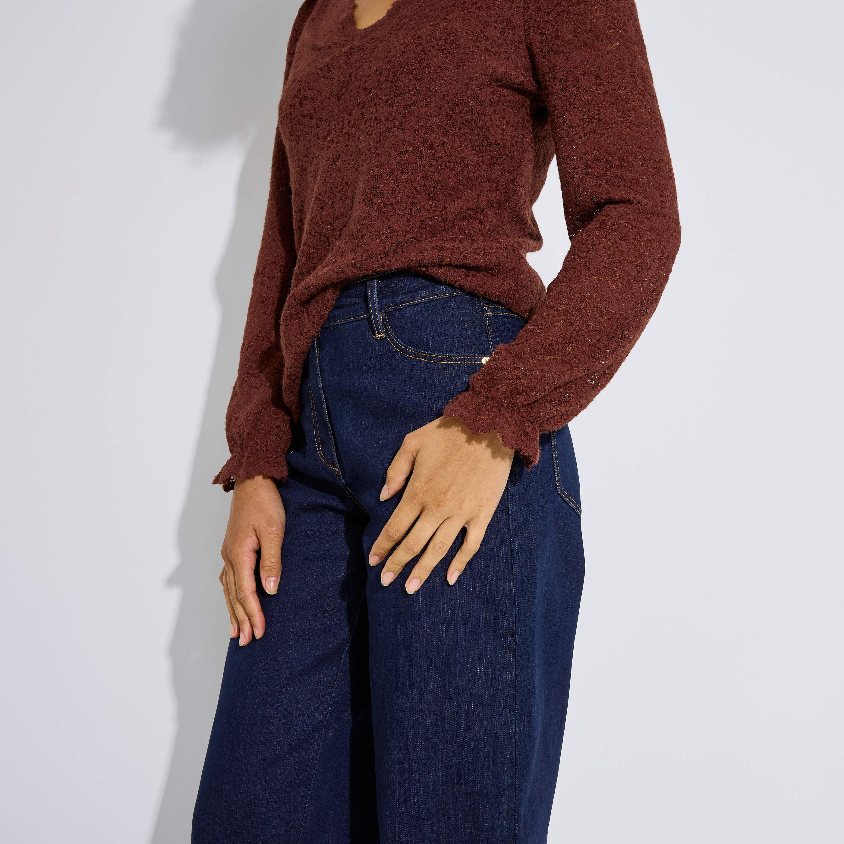 T-shirt ajust&eacute; maille ajour&eacute;e femme
