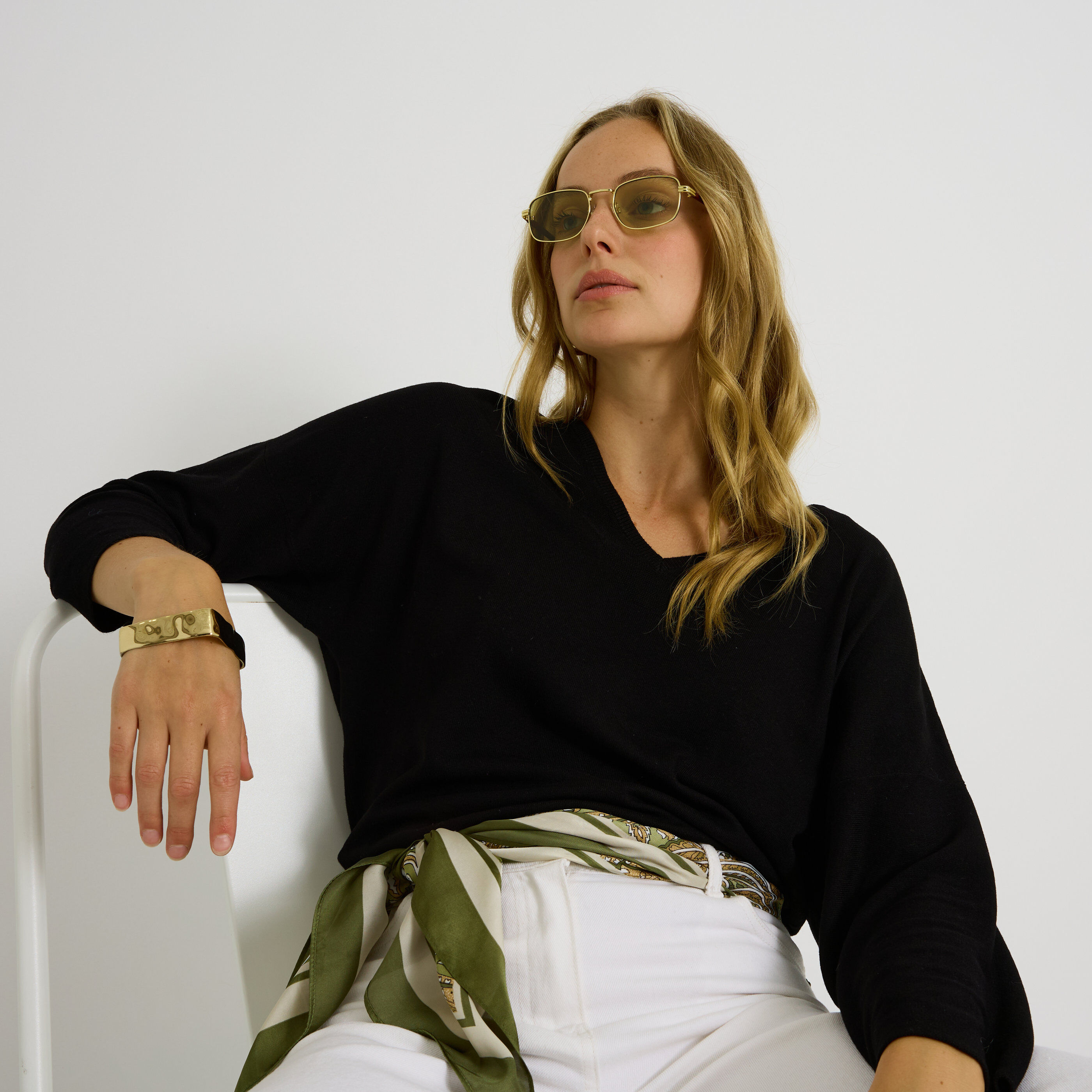 Pull brillant &agrave; col V femme