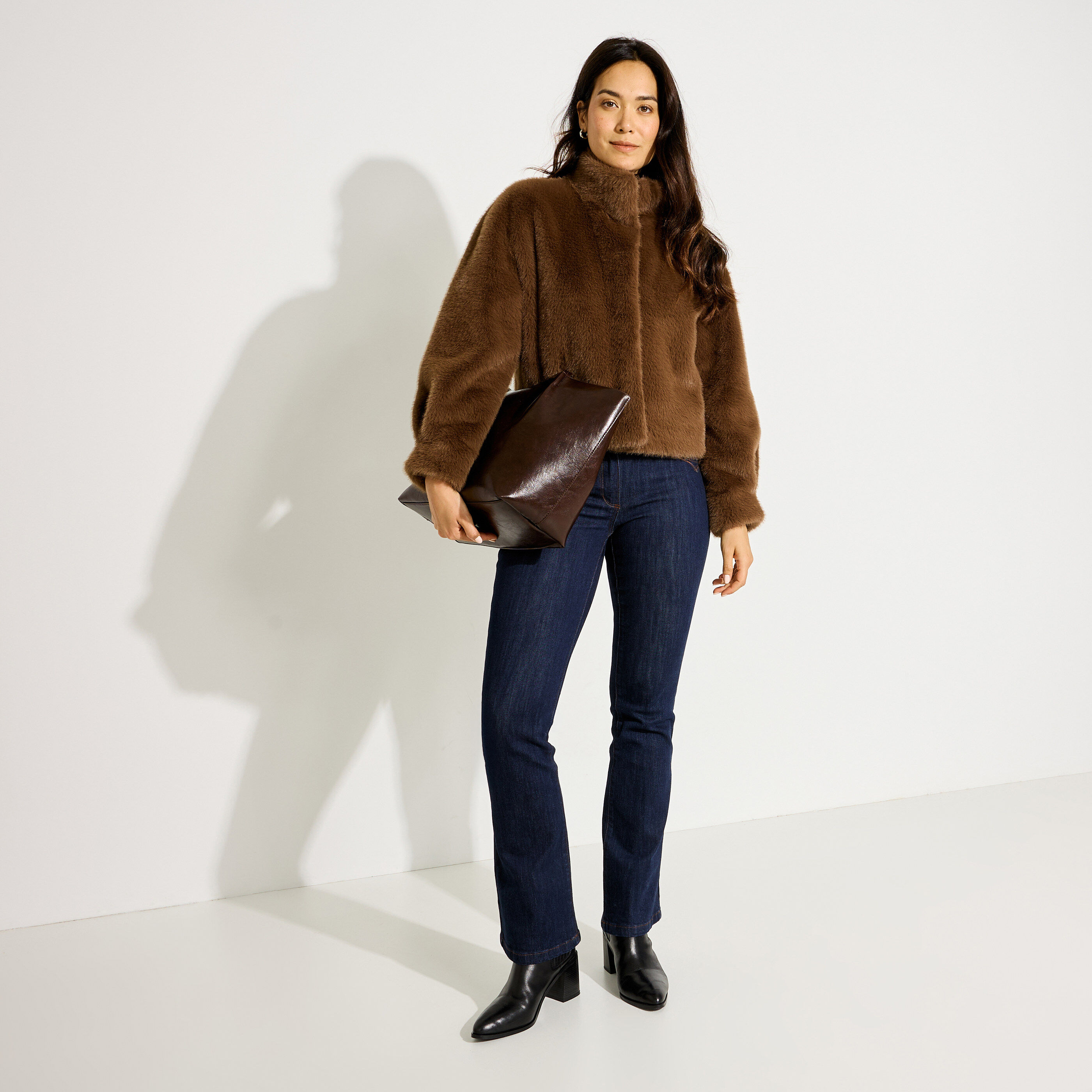 Manteau court imitation fourrure femme