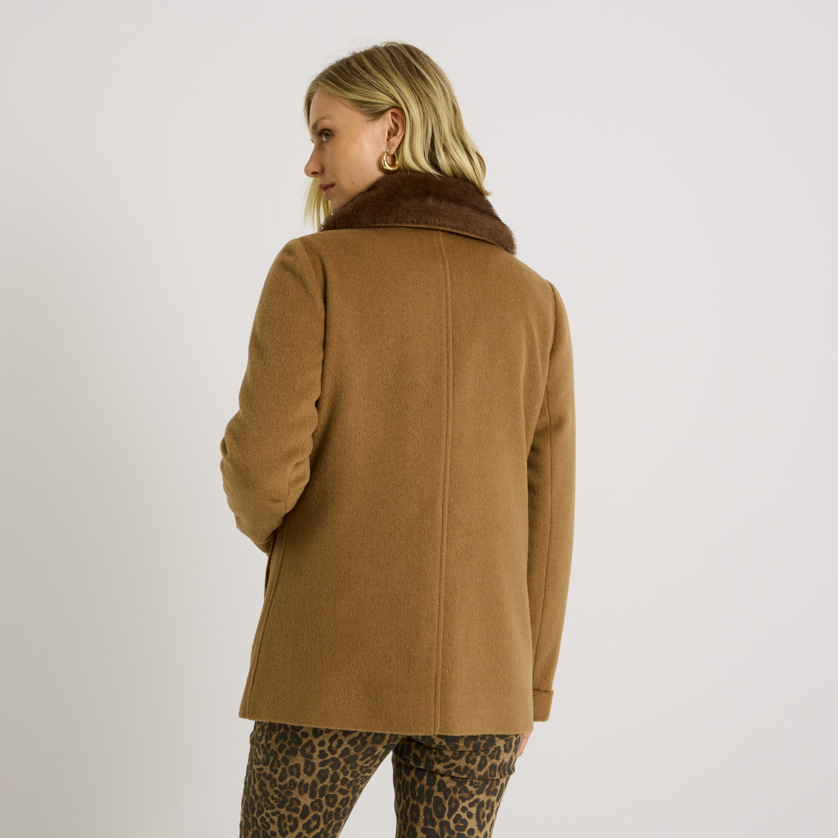 Manteau mi-long col amovible femme