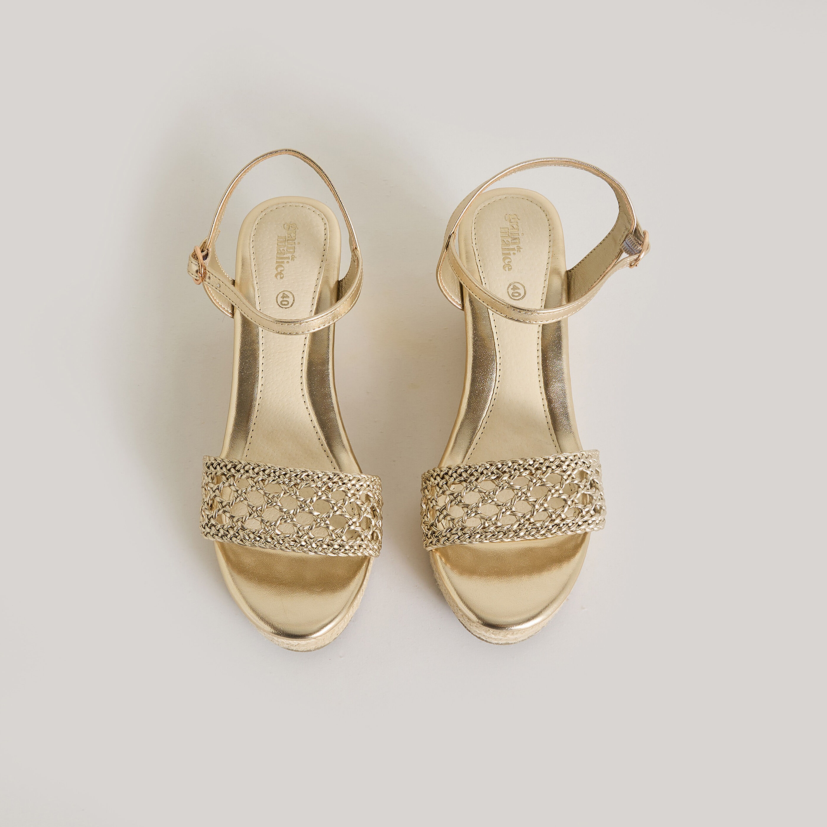 Sandales compens&eacute;es femme