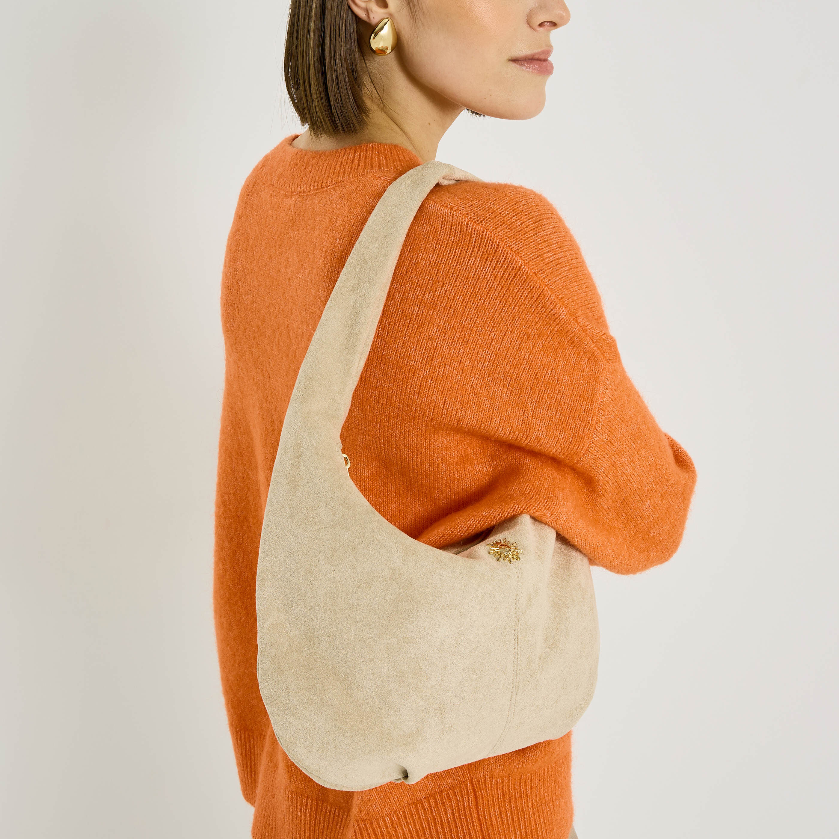 Sac demi-lune d&eacute;tail soleil femme