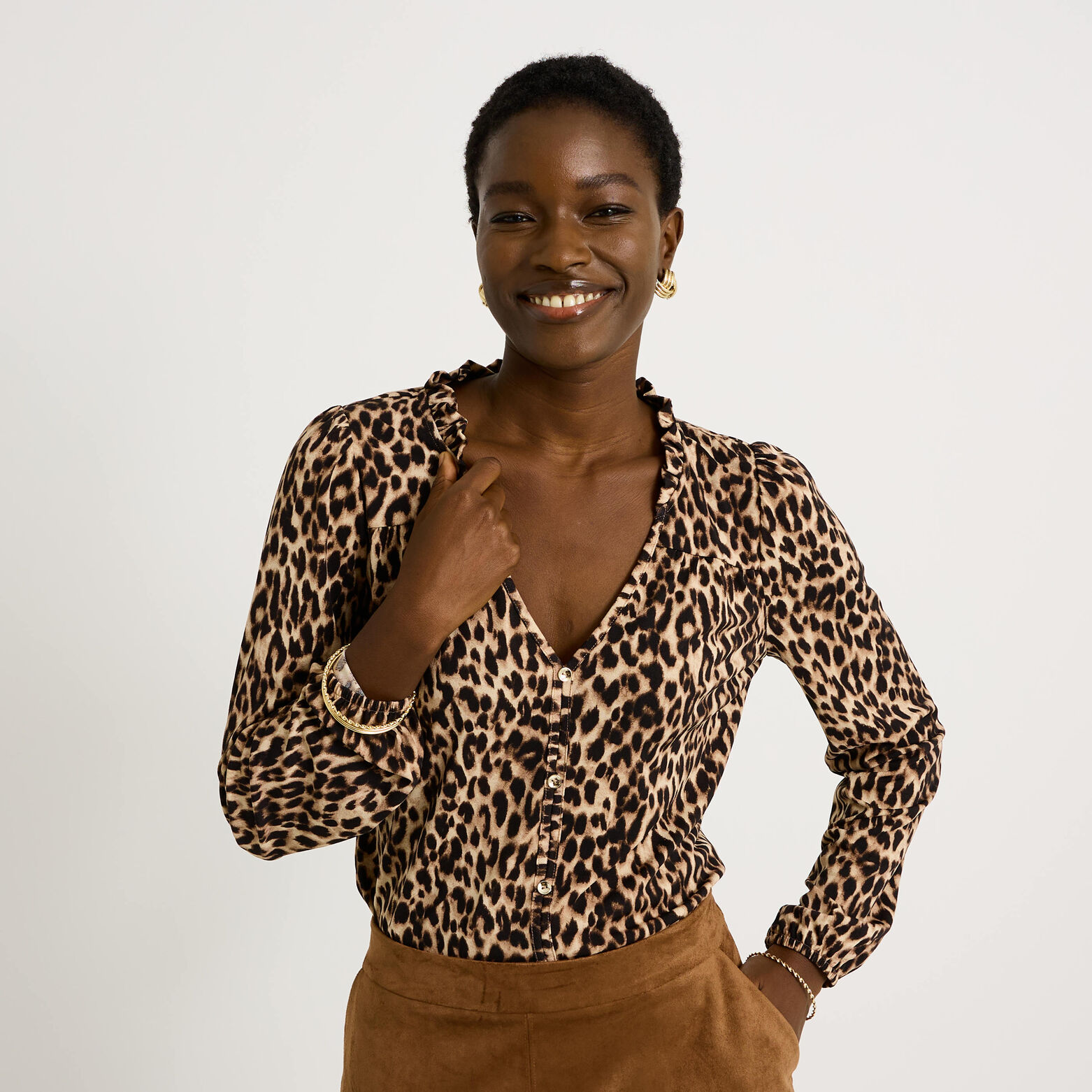 Blouse imprimé léopard à col V femme