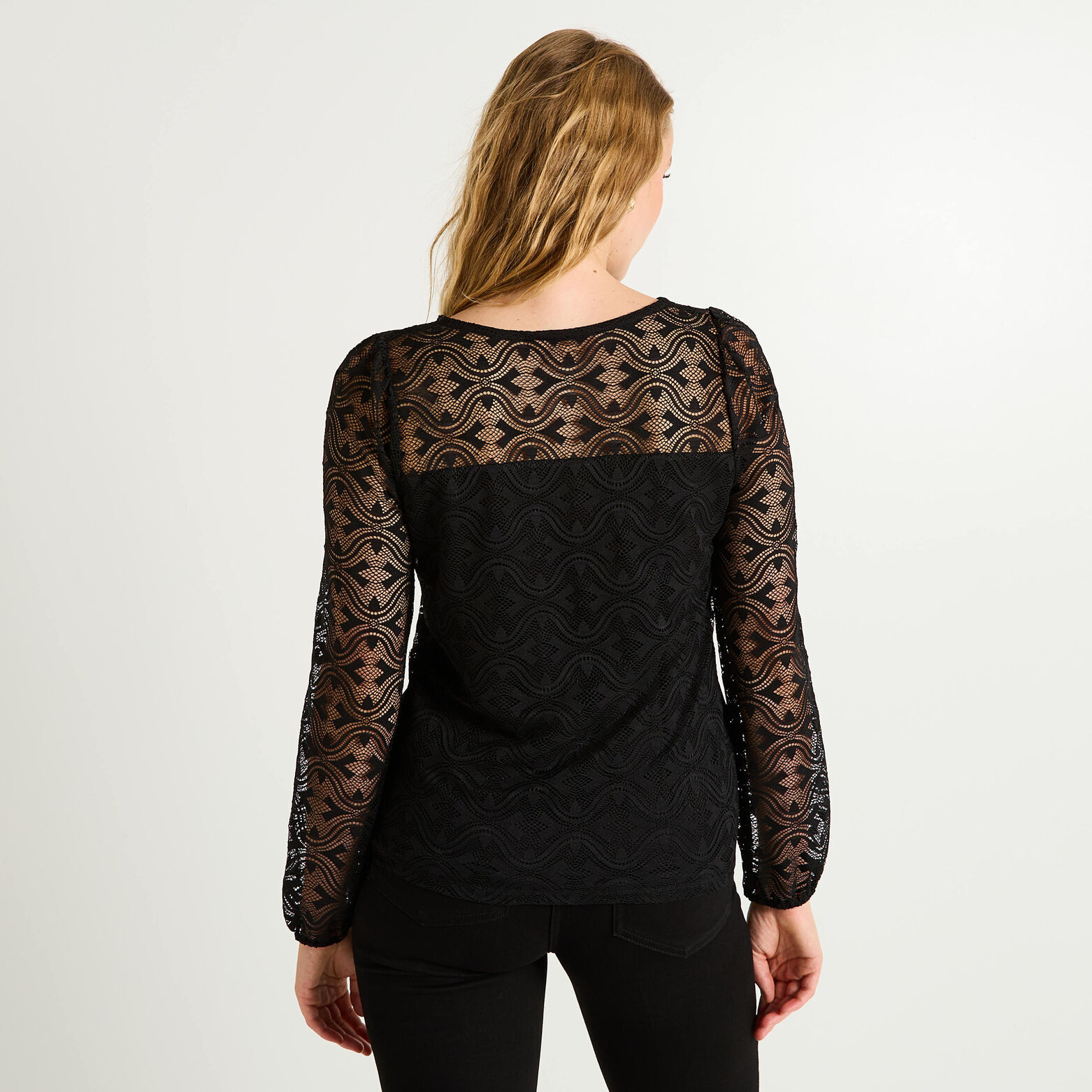 Blouse maille brodée femme