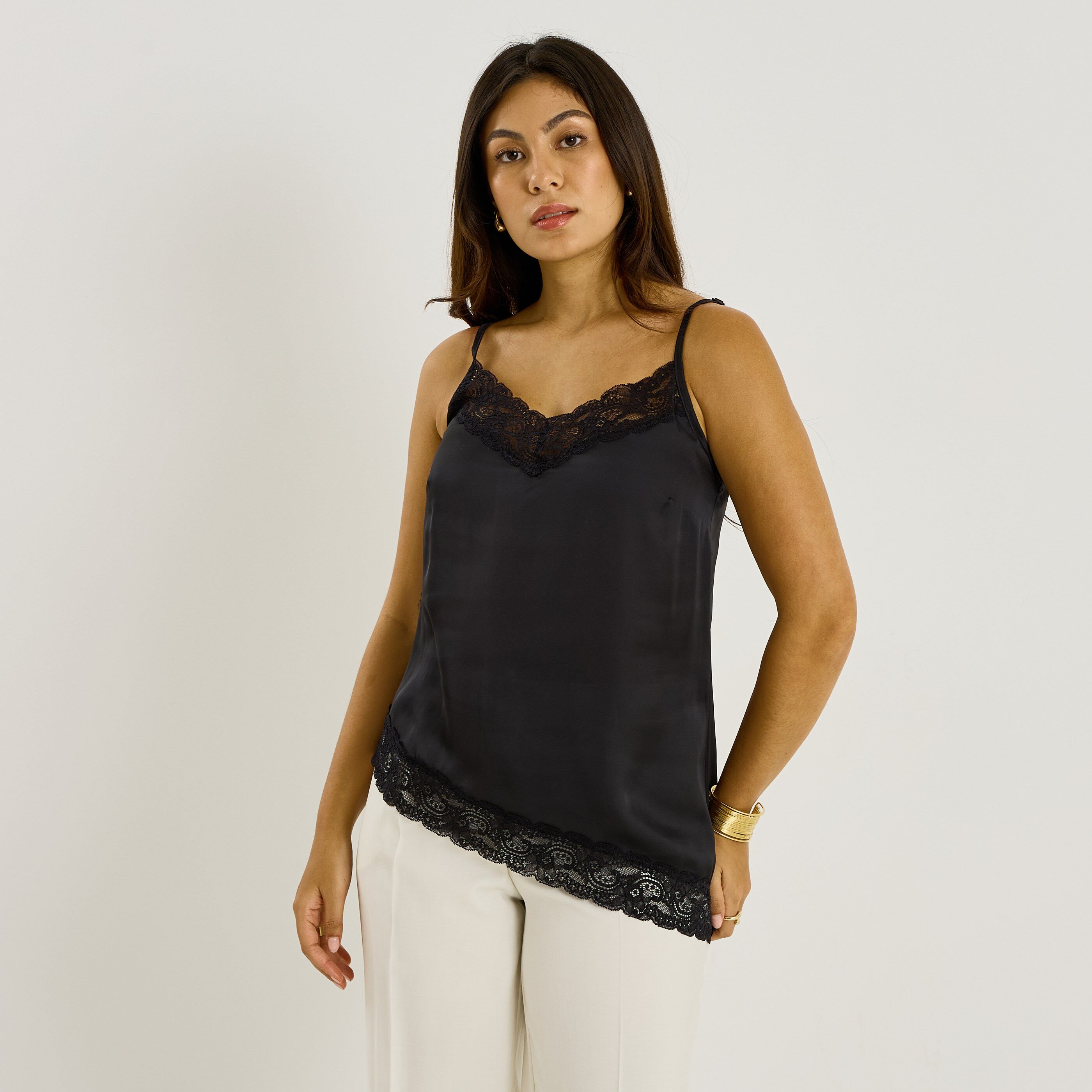 D&eacute;bardeur asym&eacute;trique satin&eacute; femme