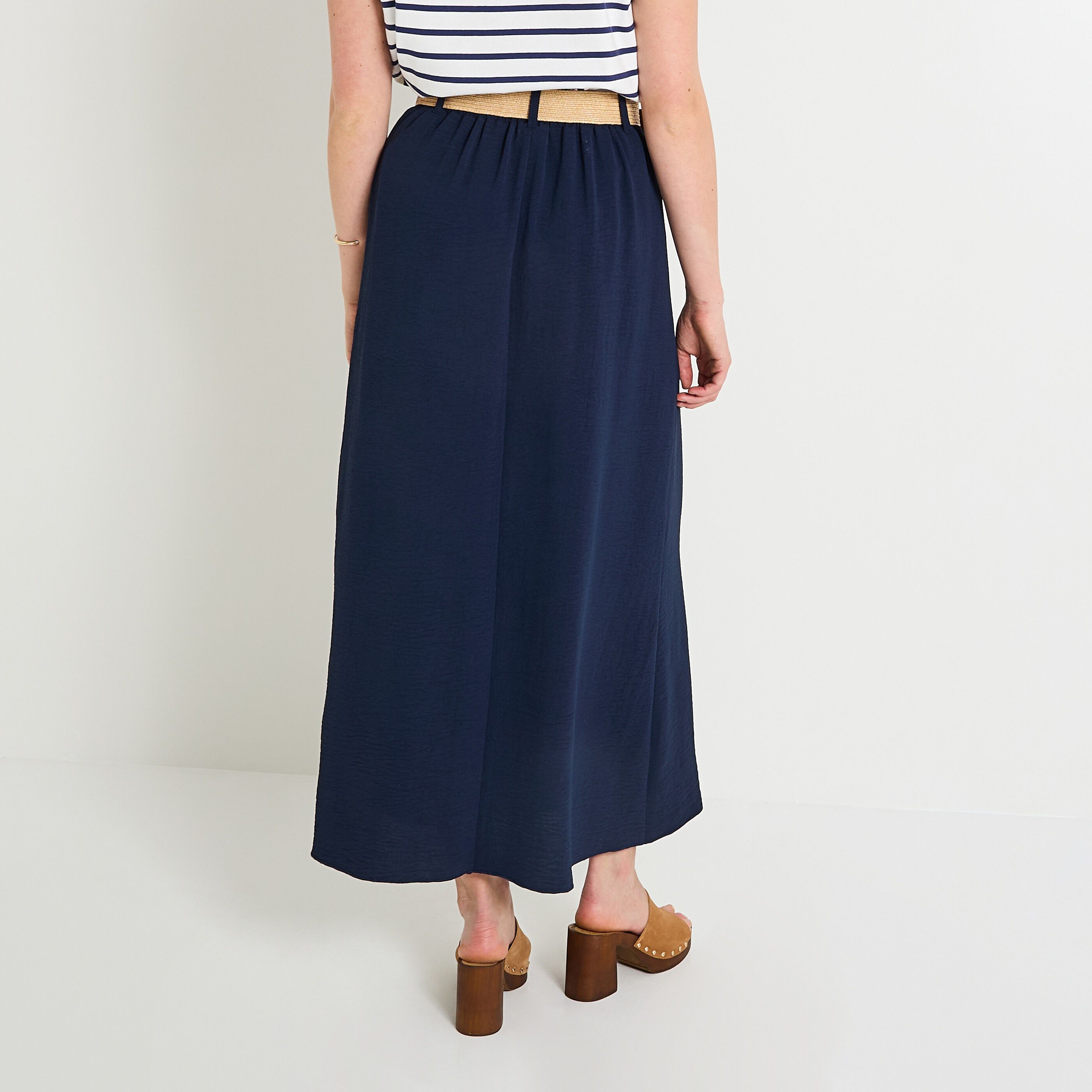 Jupe longue fluide avec ceinture