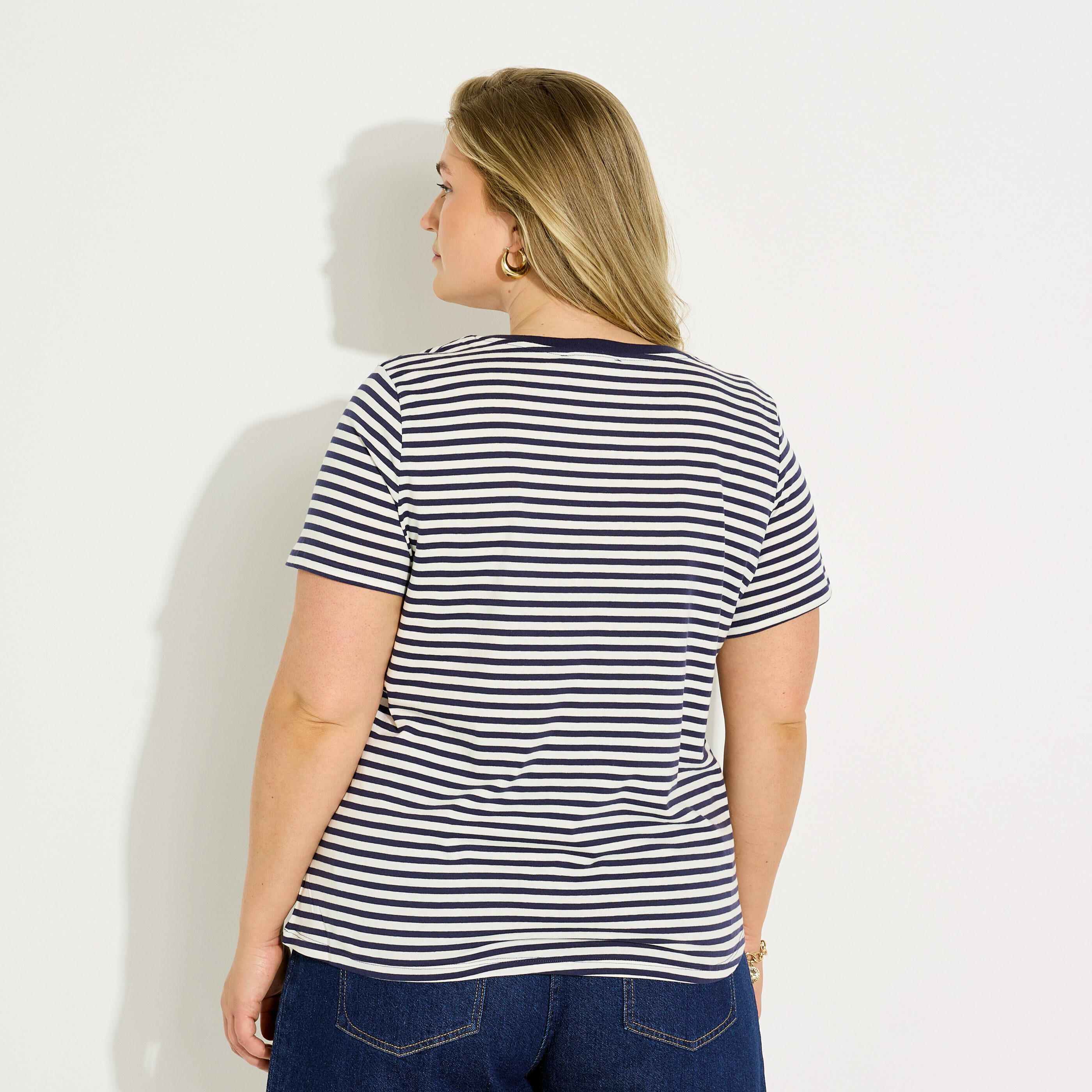 T-shirt ray&eacute; c&oelig;ur brod&eacute; femme
