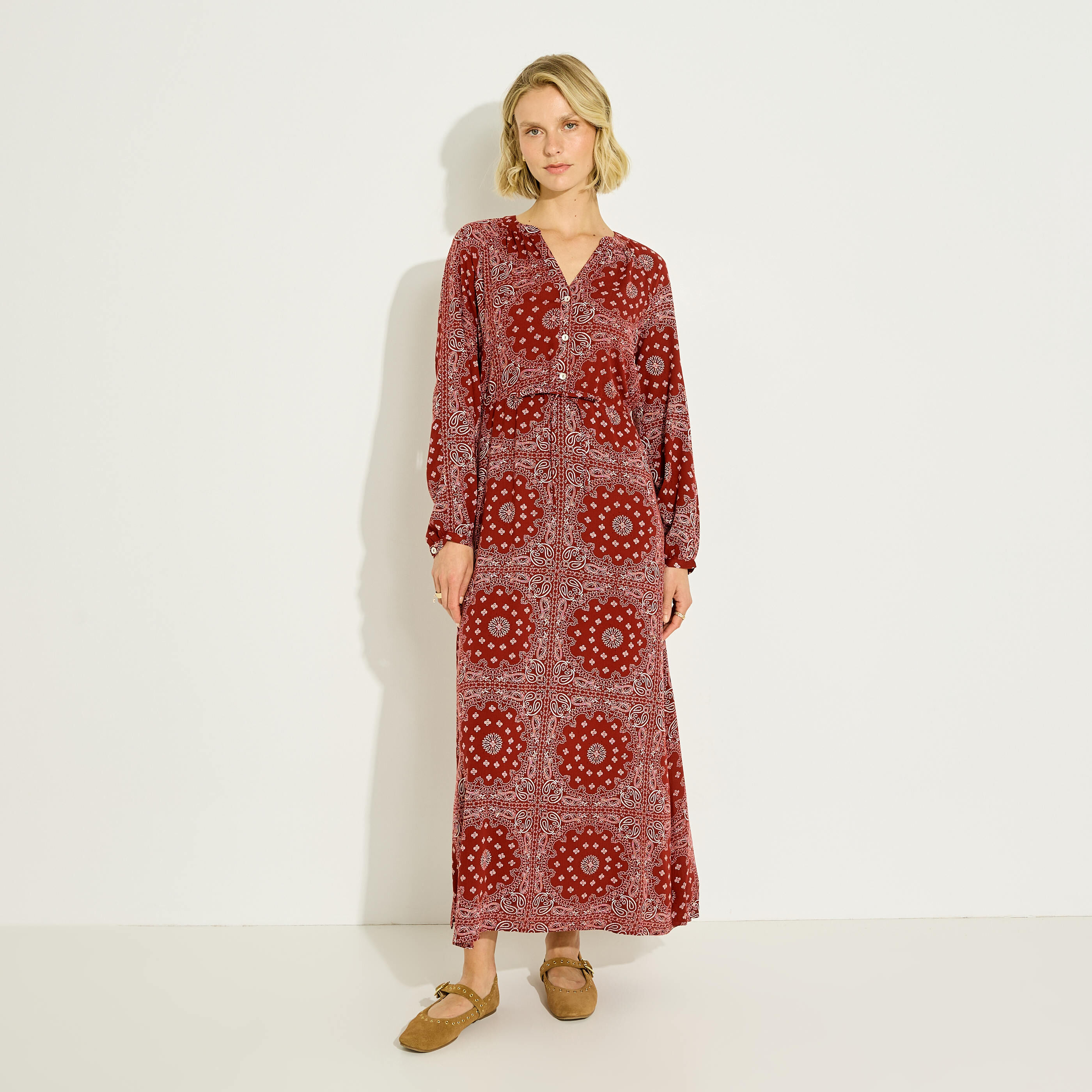 Robe longue boh&egrave;me &agrave; imprim&eacute; bandana