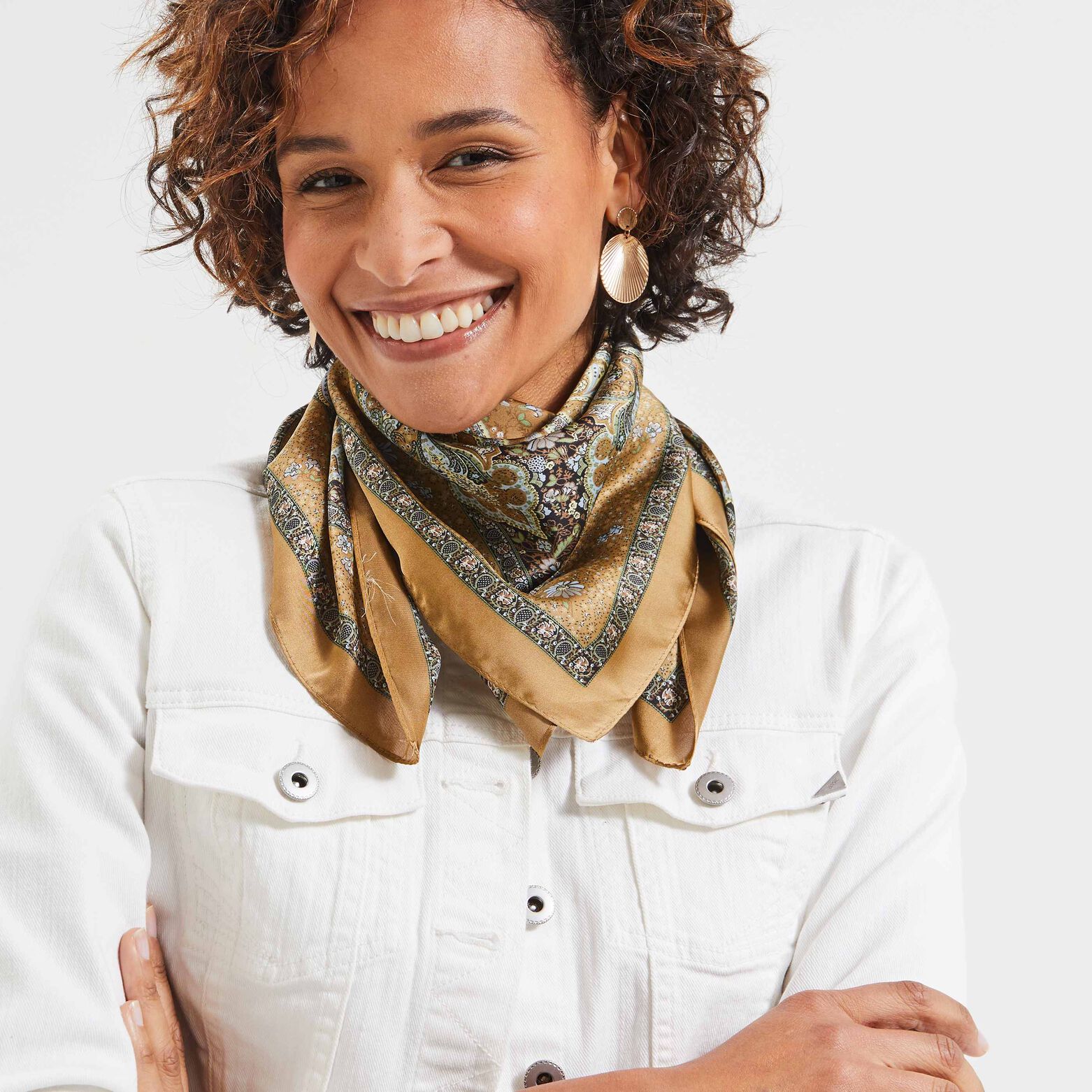 Foulard carré satin femme