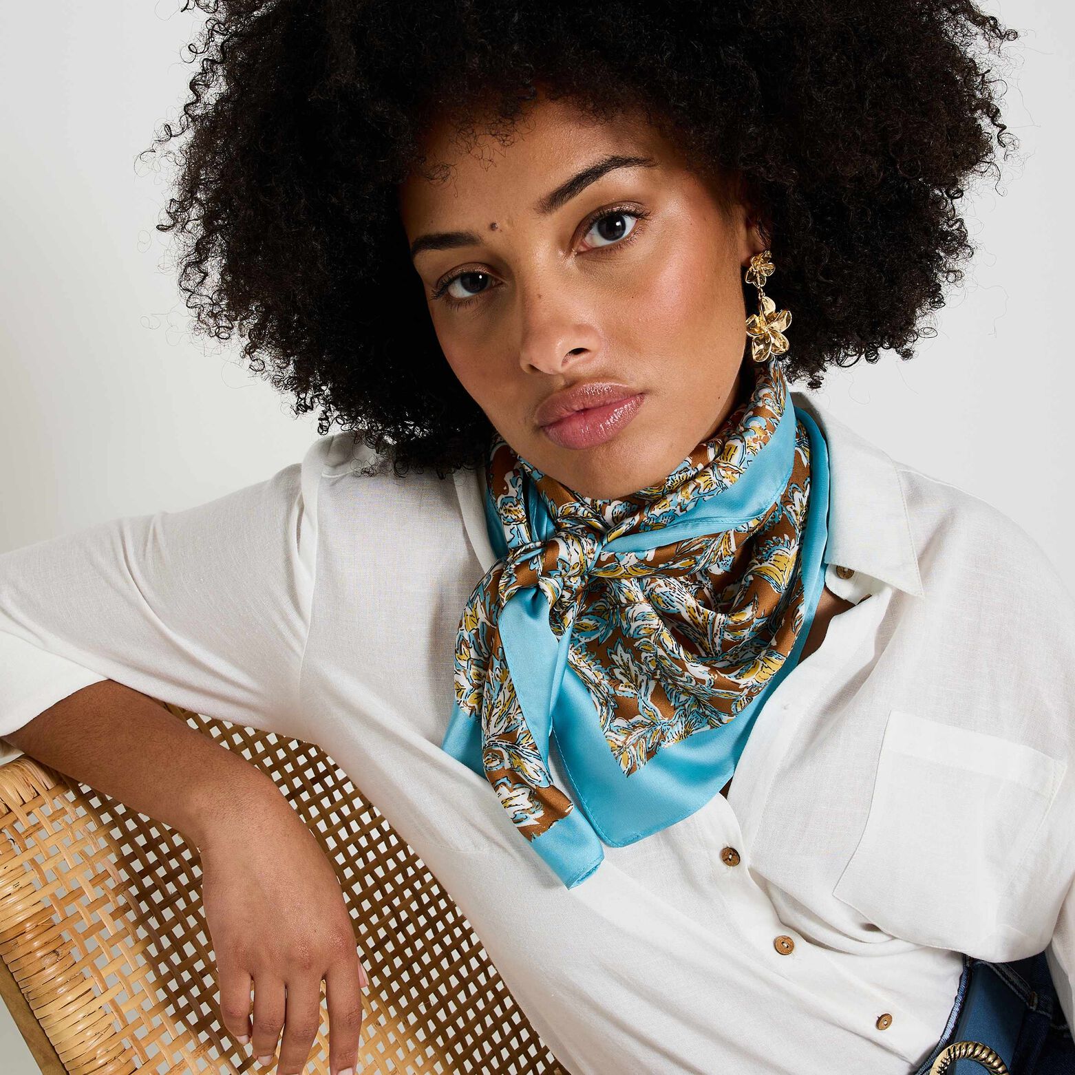 Foulard carré satin femme